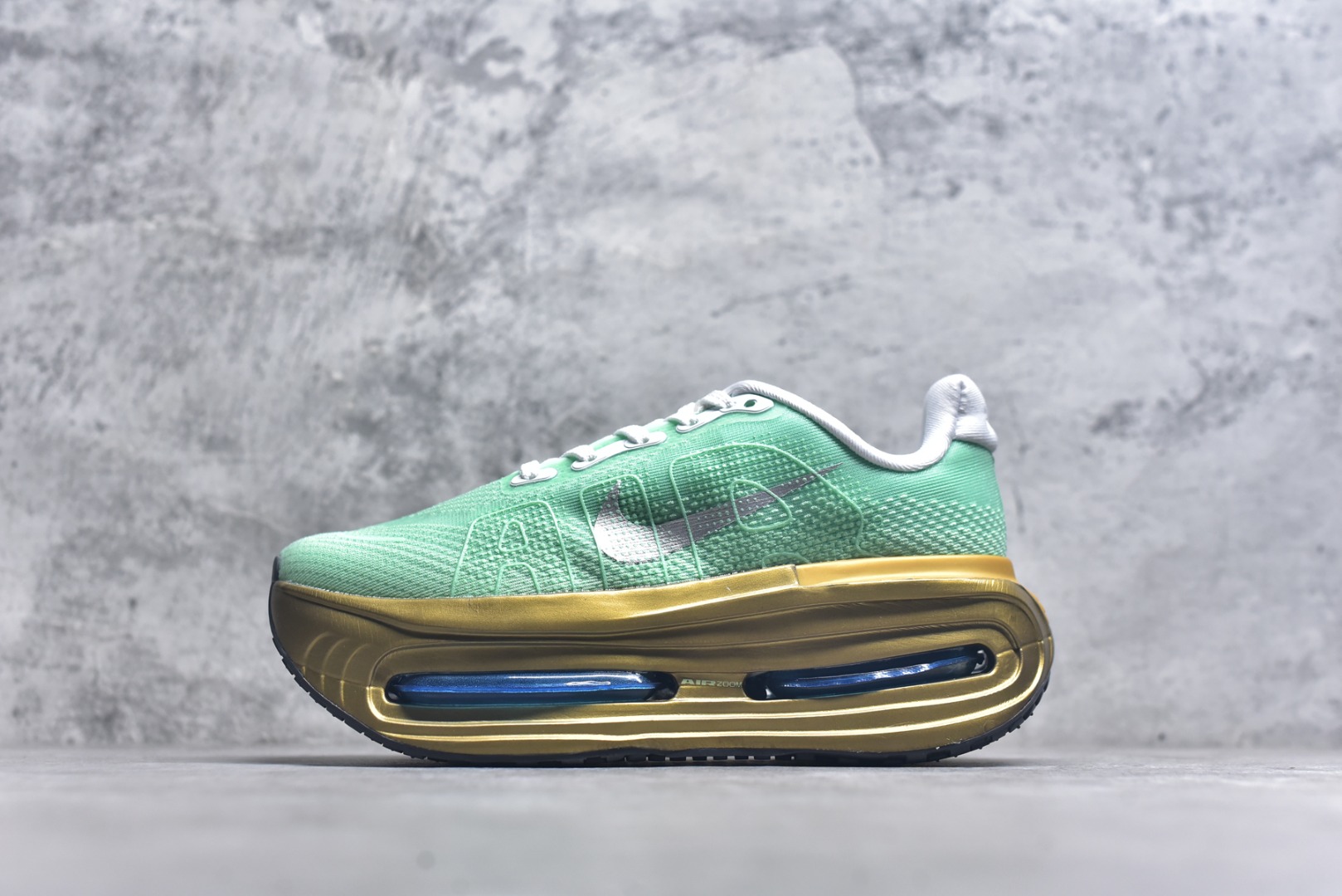 #Nike Air Zoom Premium 耐克网面厚底气垫跑鞋 FN8453-030 尺码：36 37.5 38 39 40 41 42 43 44 45-选品中心