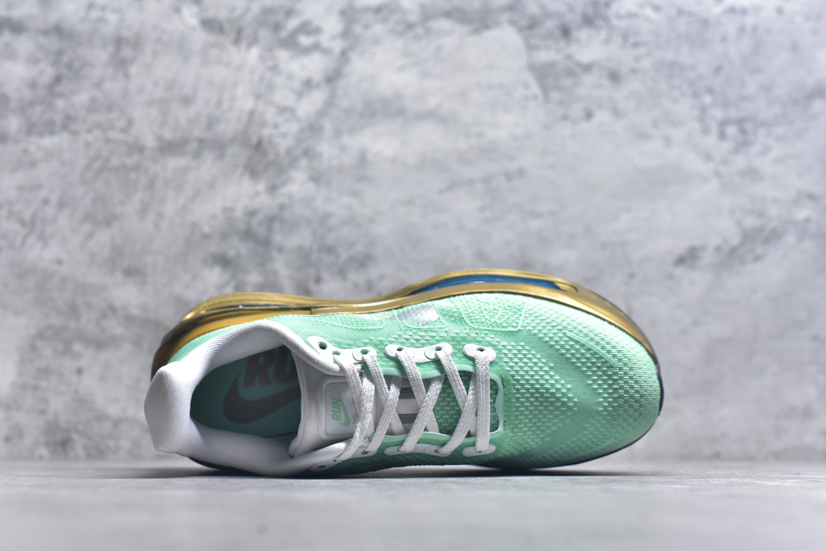 图片[4]-#Nike Air Zoom Premium 耐克网面厚底气垫跑鞋 FN8453-030 尺码：36 37.5 38 39 40 41 42 43 44 45-选品中心