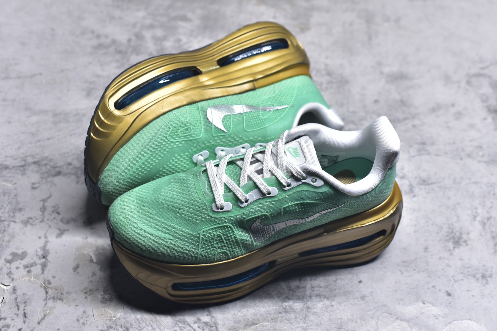 图片[7]-#Nike Air Zoom Premium 耐克网面厚底气垫跑鞋 FN8453-030 尺码：36 37.5 38 39 40 41 42 43 44 45-选品中心