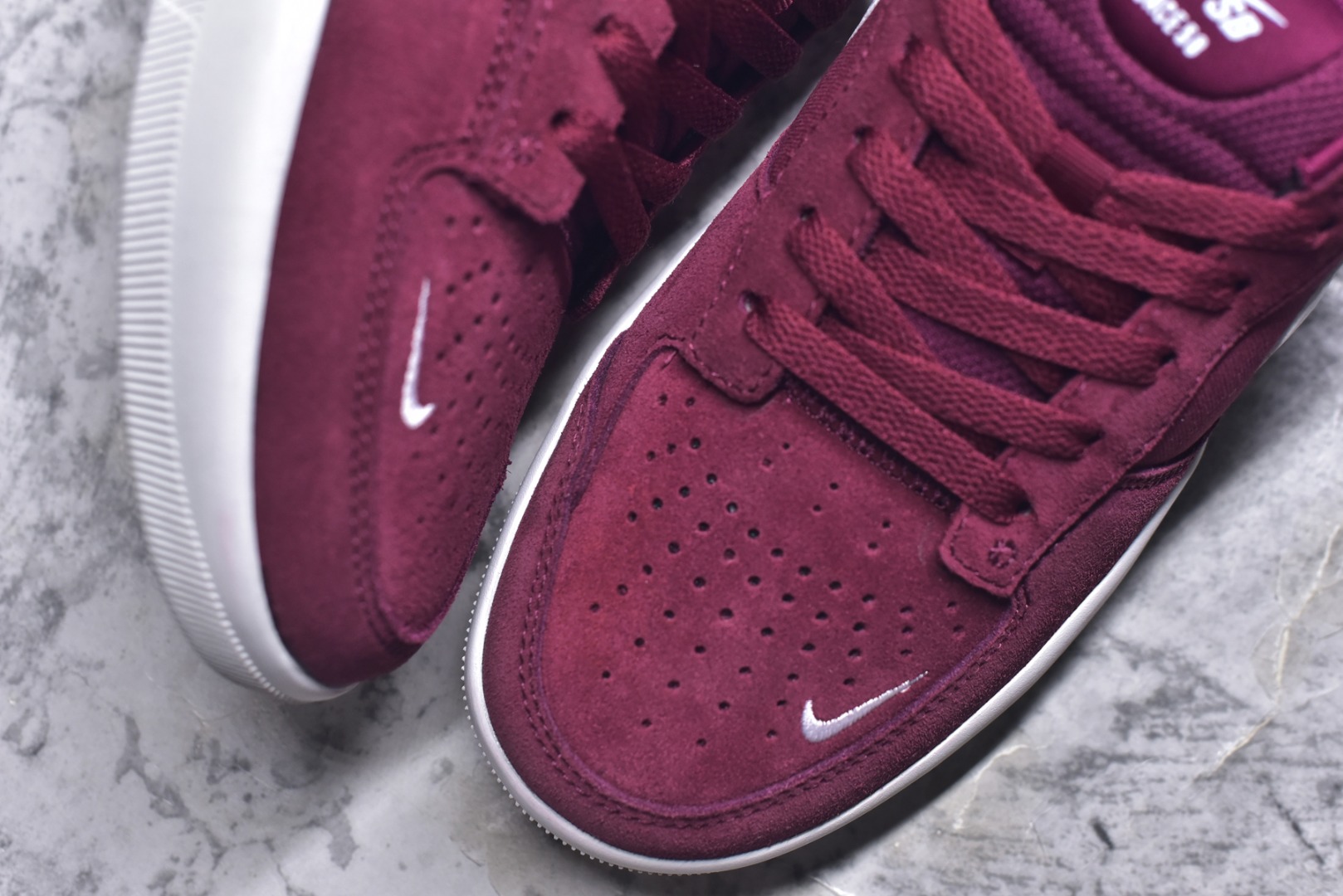 图片[8]-#NK SB Force 58 空军58系列低帮休闲运动滑板板鞋 DV5477-108 鞋面由帆布和麂皮拼接 层次感丰富 搭配硫化外底 耐磨耐穿 鞋舌及中底后跟处饰有SB Logo 表明鞋款身份 采用包边设计 经久耐穿 硫化结构则有效提升灵活性 穿上这款全新推出的创意力作 助你耀动街头 尺码：36 36.5 37.5 38 38.5 39 40 40.5 41 42 42.5 43 44 45-选品中心