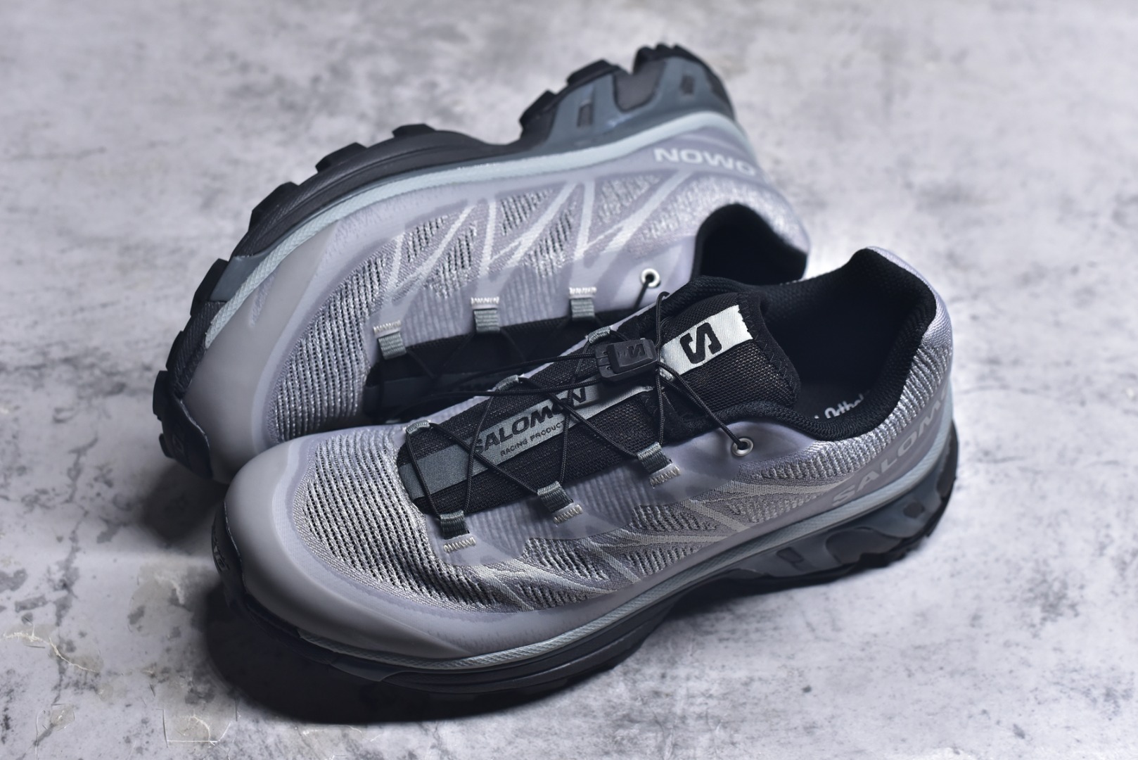 图片[7]-#Salomon XT-6 萨洛蒙复古潮流户外机能登山跑鞋 478738 纯原外贸平台特供订单 耗时半年巨作 全套原纸板楦头开发 原厂特供网布配套加持 确保原汁原味 完美呈现版型 原档数据独家私模五层组合大底 男女鞋同步官方开发至46.5 原装Ortholite轻量化鞋垫 中底布带钢印编号 原厂TPU锁扣 进口港宝加持 后跟自然饱满 还原公司包裹性 鞋面以“锯齿”状的包裹系统呈现 在基色底之下加入了各种色点缀 将公司的最新技术和时尚前卫的造型融入耐用的长跑款式中 鞋面由 TPU 薄膜制成 并焊接在高耐磨网眼上 使其既时尚又坚固 由 ACS底盘支撑 可增强稳定性和支撑力 以及由橡胶凸耳 Contragrip外底覆盖的 EVA 缓冲中底 旨在应对崎岖的地形 鞋舌上的彩色Salomon 标签、Quicklace 系统以及鞋头、鞋舌和鞋跟上的附加品牌使细节更加完美 让穿着者可以轻松驾驭户外与通勤下的任何运动生活场景 无缝鞋身户外随意纵横 颜值与脚感兼备 出街通勤 绝对非常吸睛 你值得拥有 尺码：36-46.5-选品中心