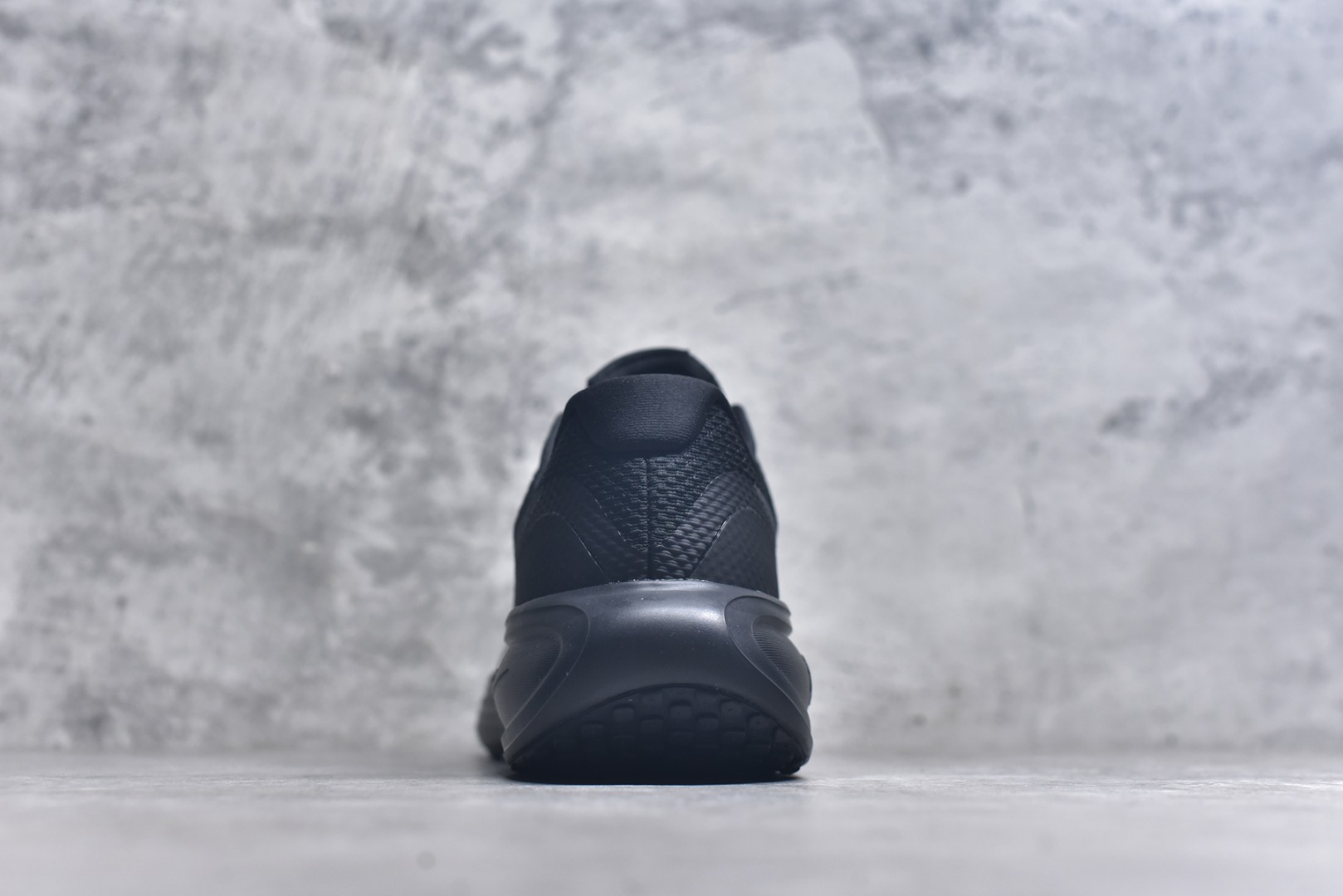 图片[5]-#NK Revolution 8 UN网面缓震运动跑鞋 HJ9198-002 泰光Zp特供批次 市面唯一支持实战的跑鞋 原档案数据原厂网纱 正确高频花纹 前后掌内置Zoom Air气垫 原装MD大底 脚感完美还原 原盒原配 QC检验、钢印 俱全 原底科技 同步原版 脚感堪比Boost 实拍调校N版已经零色差零失真 百分百还原实物色彩所见即所得 不存在货不对板色差等低级问题 选购参考实物拍摄 不混卖不参货 只用心做好货严格选品 承诺混一赔十 尺码：36 36.5 37.5 38 38.5 39 40 40.5 41 42 42.5 43 44 44.5 45-选品中心