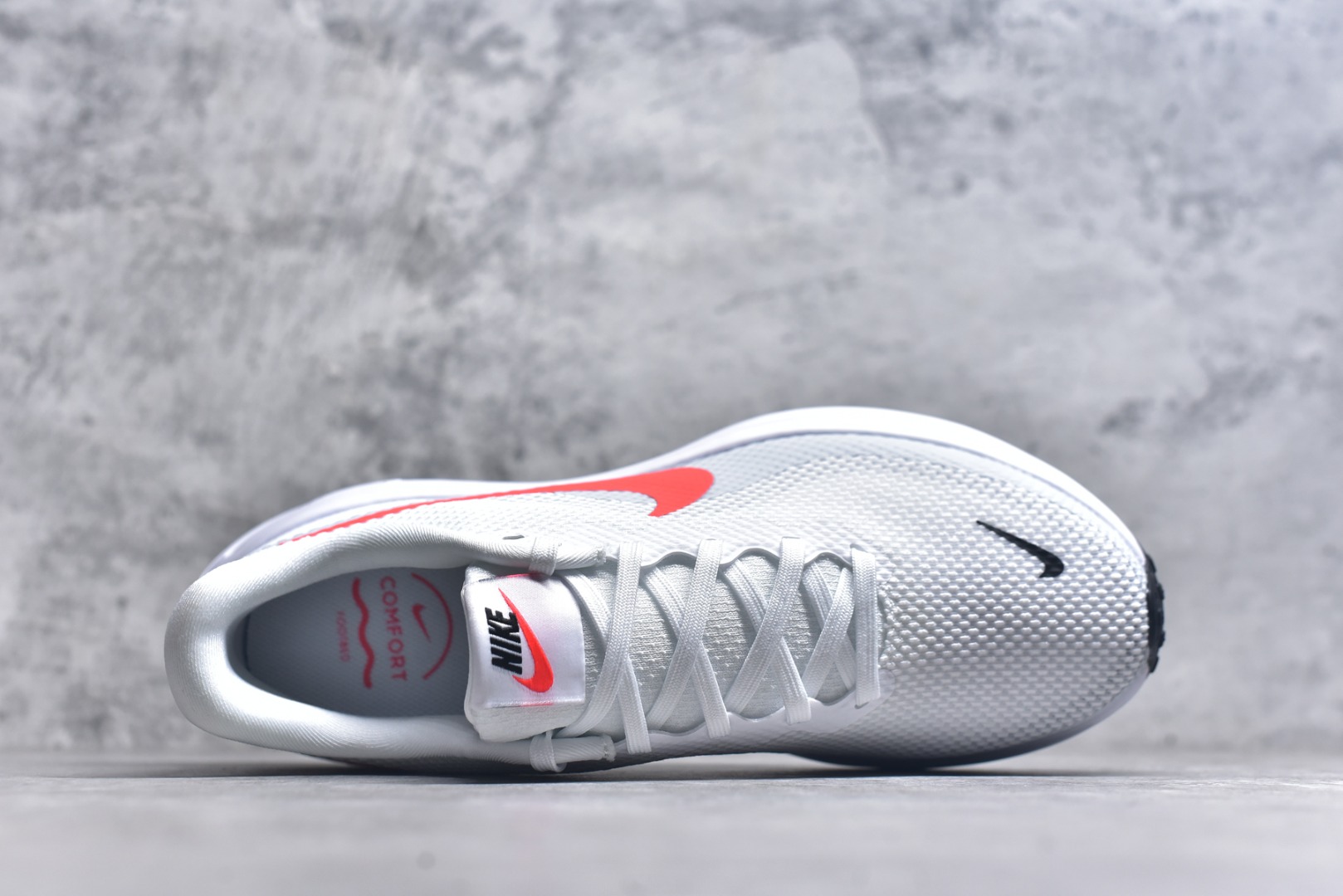 图片[4]-#NK Revolution 8 UN网面缓震运动跑鞋 HJ9198-102 泰光Zp特供批次 市面唯一支持实战的跑鞋 原档案数据原厂网纱 正确高频花纹 前后掌内置Zoom Air气垫 原装MD大底 脚感完美还原 原盒原配 QC检验、钢印 俱全 原底科技 同步原版 脚感堪比Boost 实拍调校N版已经零色差零失真 百分百还原实物色彩所见即所得 不存在货不对板色差等低级问题 选购参考实物拍摄 不混卖不参货 只用心做好货严格选品 承诺混一赔十 尺码：36 36.5 37.5 38 38.5 39 40 40.5 41 42 42.5 43 44 44.5 45-选品中心