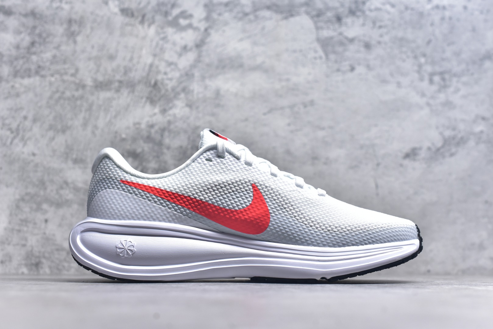 图片[3]-#NK Revolution 8 UN网面缓震运动跑鞋 HJ9198-102 泰光Zp特供批次 市面唯一支持实战的跑鞋 原档案数据原厂网纱 正确高频花纹 前后掌内置Zoom Air气垫 原装MD大底 脚感完美还原 原盒原配 QC检验、钢印 俱全 原底科技 同步原版 脚感堪比Boost 实拍调校N版已经零色差零失真 百分百还原实物色彩所见即所得 不存在货不对板色差等低级问题 选购参考实物拍摄 不混卖不参货 只用心做好货严格选品 承诺混一赔十 尺码：36 36.5 37.5 38 38.5 39 40 40.5 41 42 42.5 43 44 44.5 45-选品中心