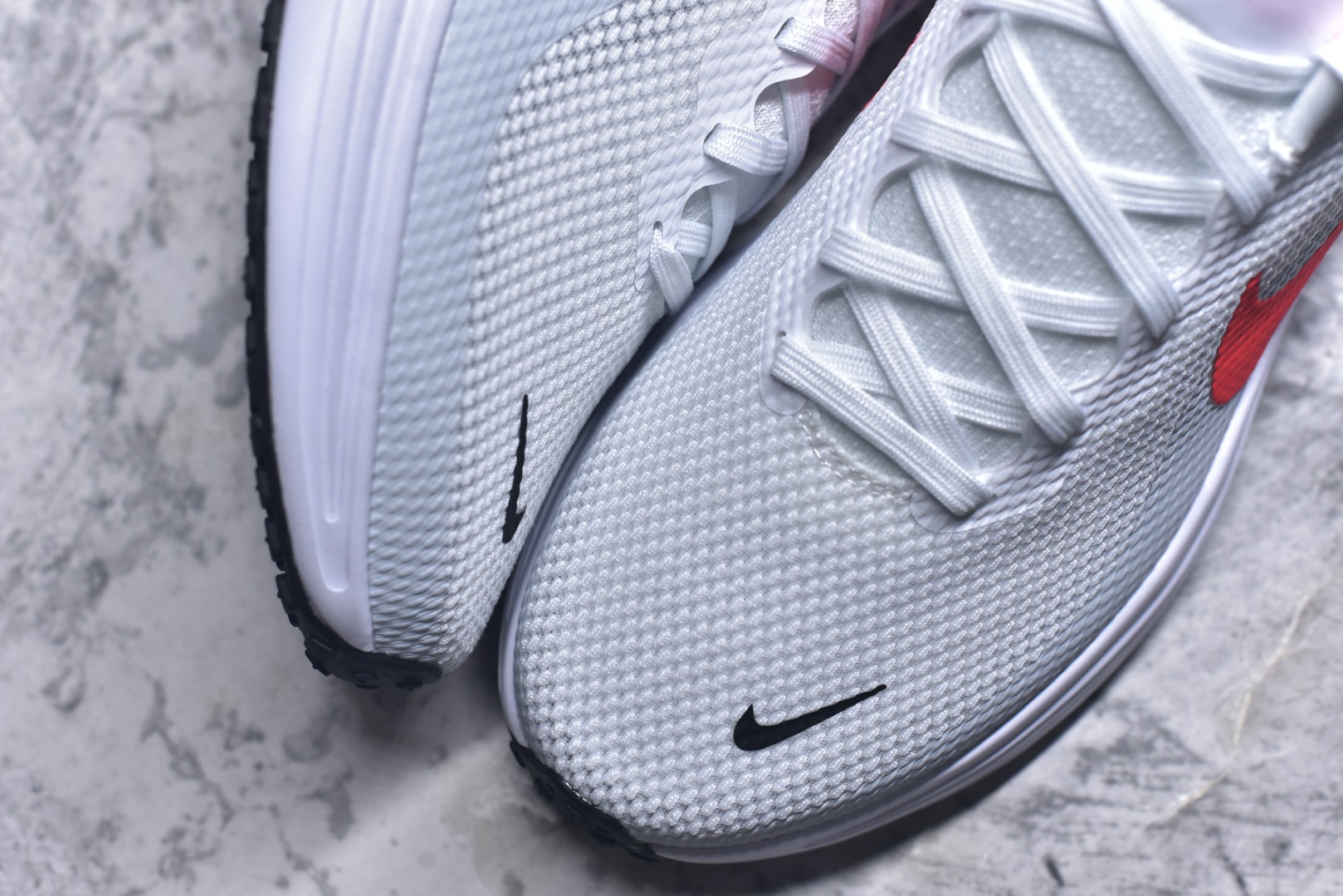 图片[8]-#NK Revolution 8 UN网面缓震运动跑鞋 HJ9198-102 泰光Zp特供批次 市面唯一支持实战的跑鞋 原档案数据原厂网纱 正确高频花纹 前后掌内置Zoom Air气垫 原装MD大底 脚感完美还原 原盒原配 QC检验、钢印 俱全 原底科技 同步原版 脚感堪比Boost 实拍调校N版已经零色差零失真 百分百还原实物色彩所见即所得 不存在货不对板色差等低级问题 选购参考实物拍摄 不混卖不参货 只用心做好货严格选品 承诺混一赔十 尺码：36 36.5 37.5 38 38.5 39 40 40.5 41 42 42.5 43 44 44.5 45-选品中心