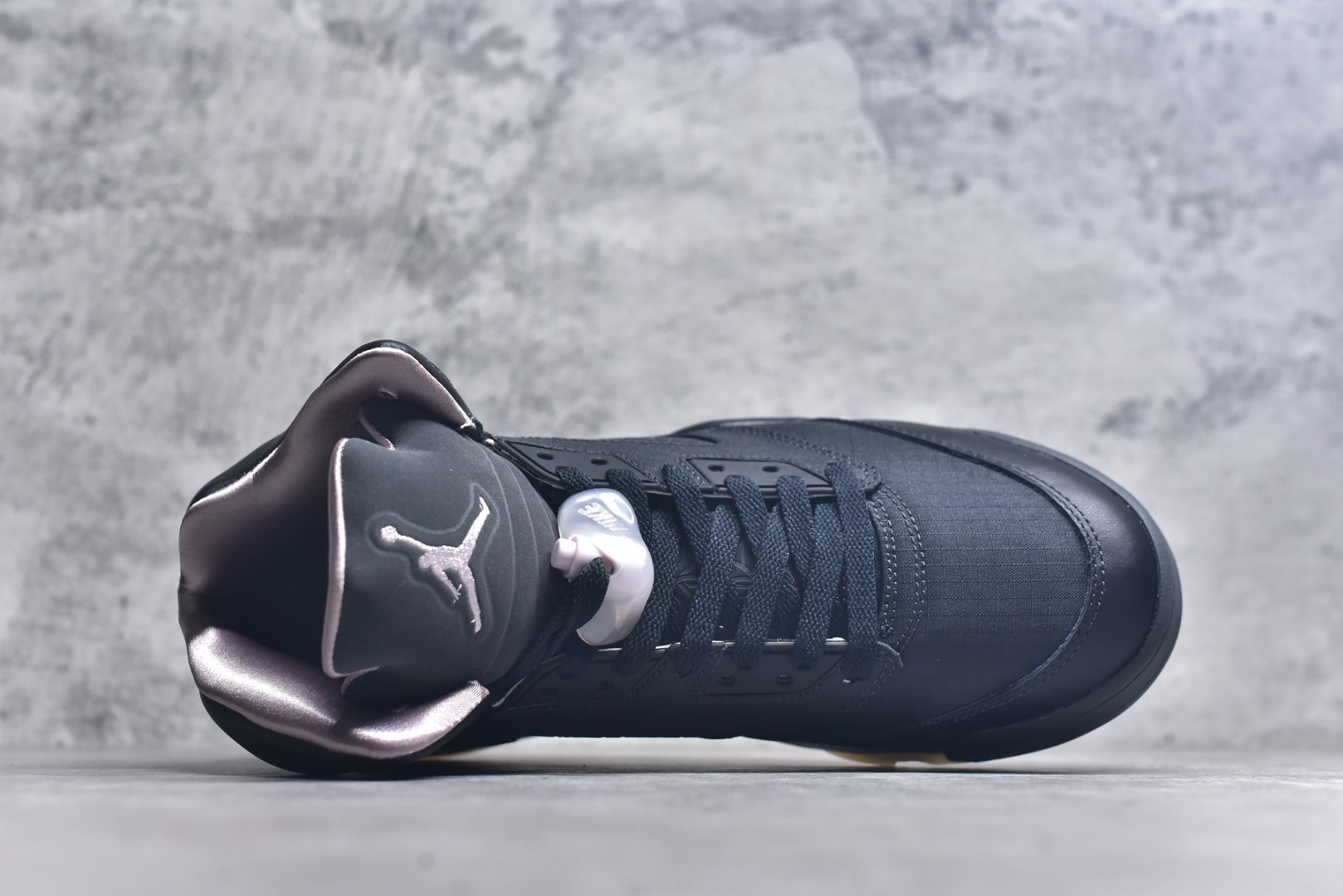 图片[4]-#PSG x Air Jordan 5 Retro \”Off Noir\” AJ5 乔5联名款 巴黎圣日耳曼 HQ3004-001 #大厂出品 原楦原纸板 客供原厂材料开发 极致一眼正品既视感 细节如图所示 尺码：40 40.5 41 42 42.5 43 44 44.5 45 46 47.5-选品中心