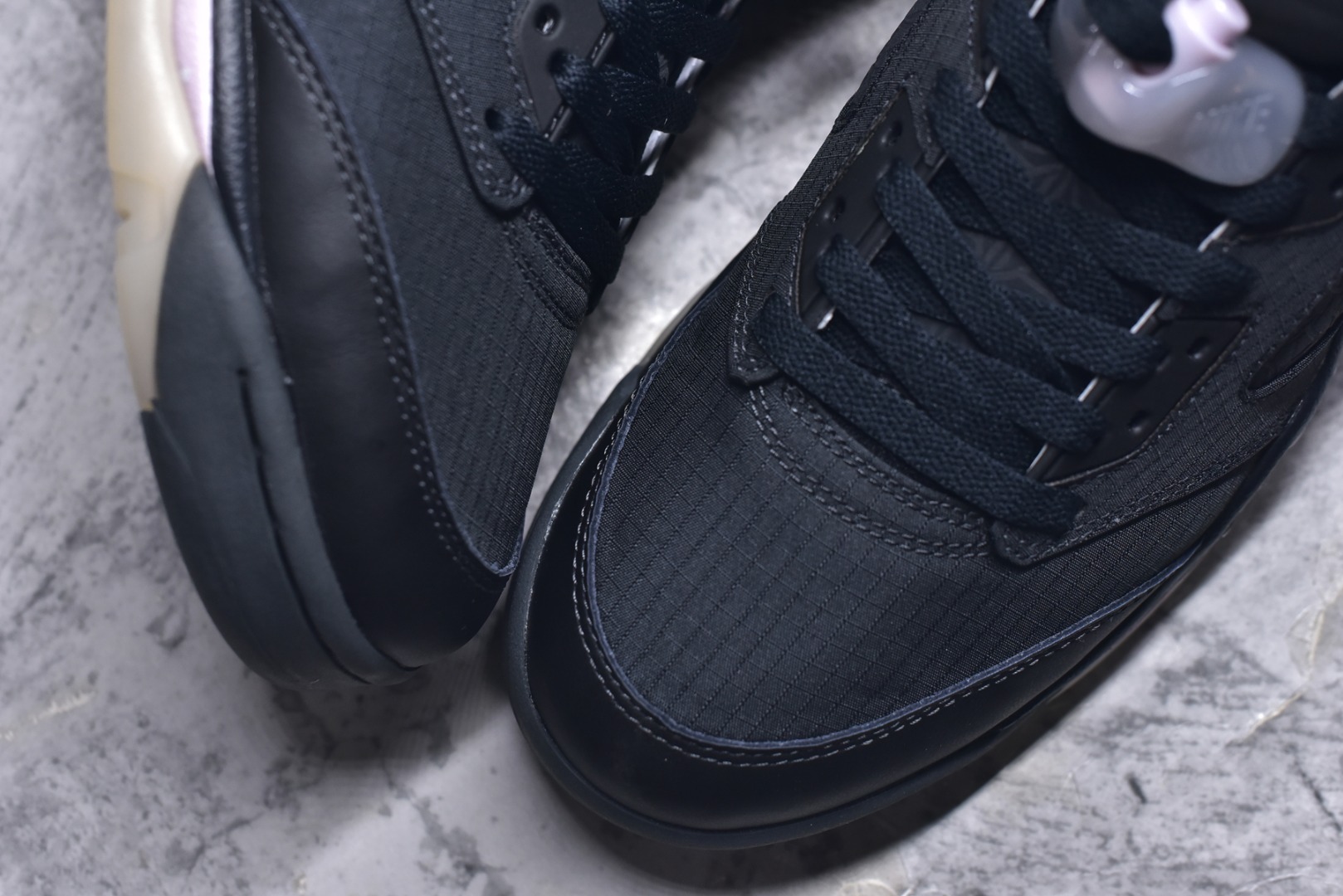 图片[8]-#PSG x Air Jordan 5 Retro \”Off Noir\” AJ5 乔5联名款 巴黎圣日耳曼 HQ3004-001 #大厂出品 原楦原纸板 客供原厂材料开发 极致一眼正品既视感 细节如图所示 尺码：40 40.5 41 42 42.5 43 44 44.5 45 46 47.5-选品中心