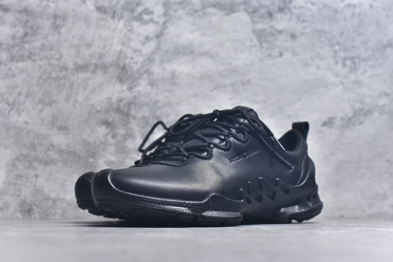 图片[2]-#ECCO爱步 小红书爆款 新款百搭休闲款 Ecco/爱步板鞋休闲鞋 透气轻质系带轻便运动鞋 货号：091504 51707 号码：39～44-选品中心