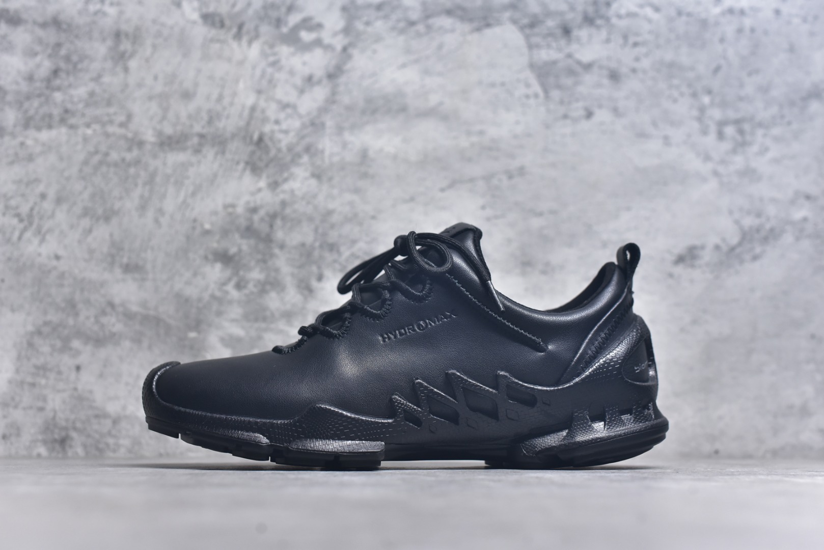 #ECCO爱步 小红书爆款 新款百搭休闲款 Ecco/爱步板鞋休闲鞋 透气轻质系带轻便运动鞋 货号：091504 51707 号码：39～44-选品中心