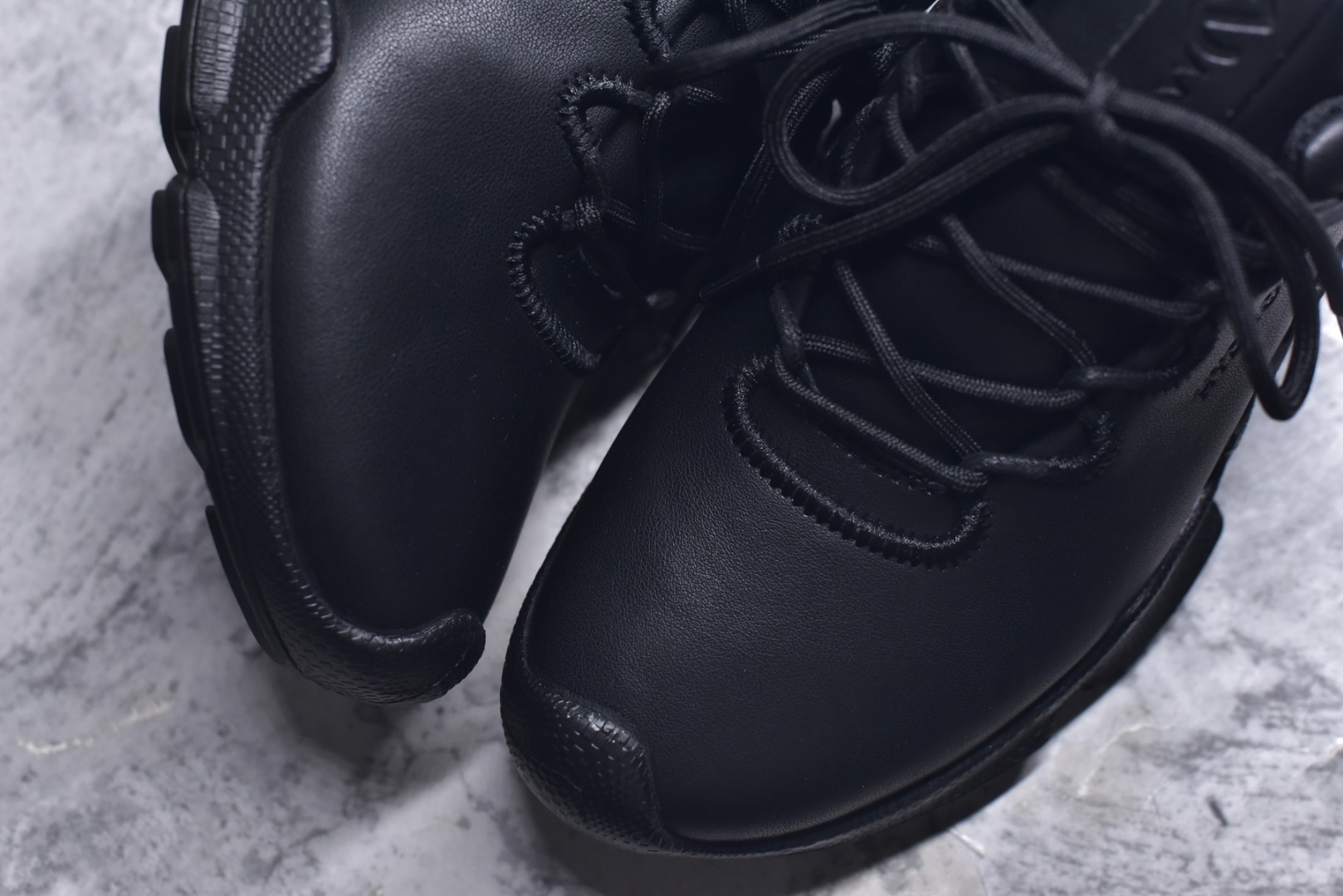 图片[8]-#ECCO爱步 小红书爆款 新款百搭休闲款 Ecco/爱步板鞋休闲鞋 透气轻质系带轻便运动鞋 货号：091504 51707 号码：39～44-选品中心