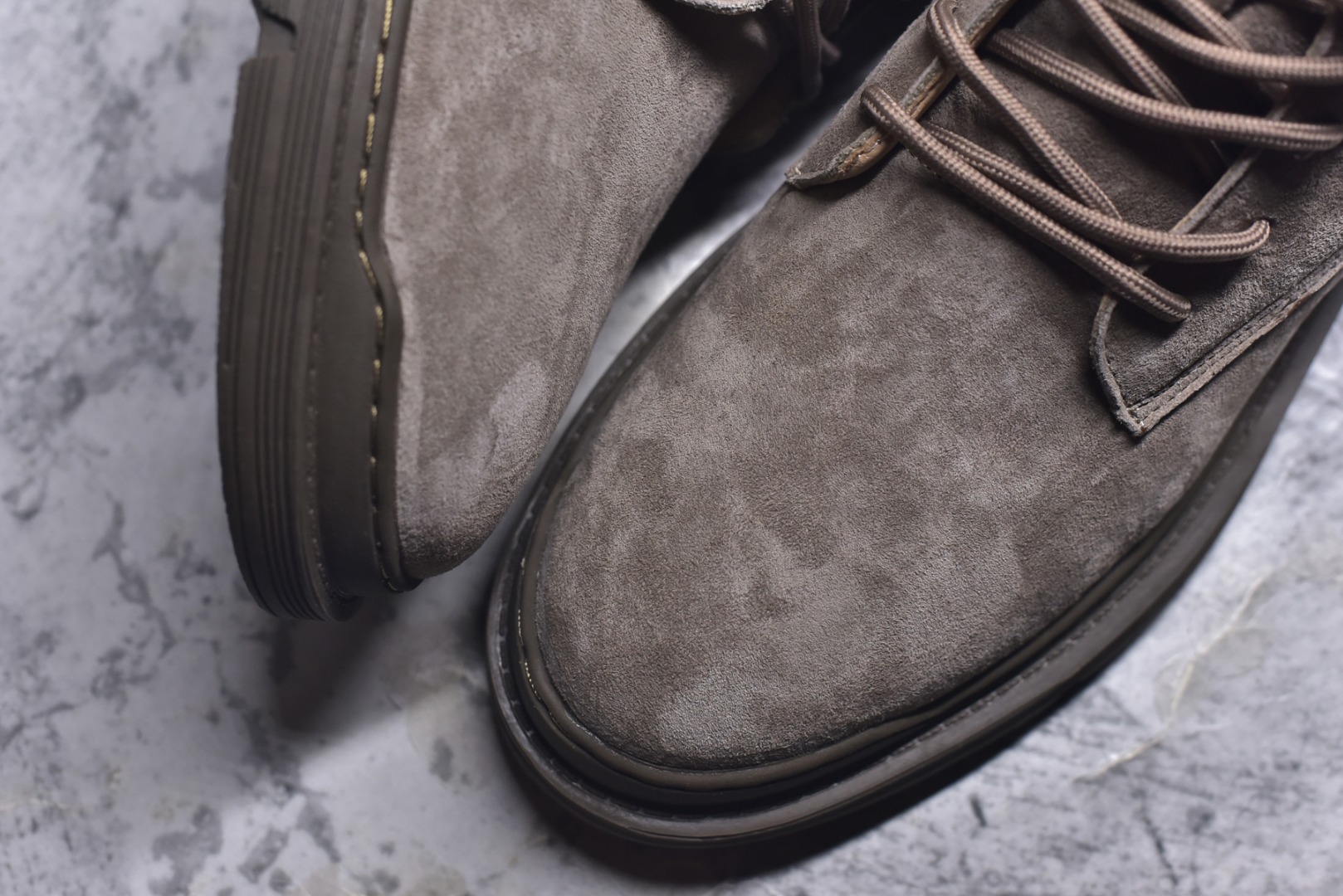 图片[8]-#25年秋冬款CAT硬汉推土机品牌·卡特Tramp Hike Low款户外中邦休闲系带男鞋广东中山代工厂原产楦型 台产耐磨麂皮材质 手工马克线固特异缝制工艺 轻量柔韧橡胶防滑大底 正确原盒包装吊牌 完全还原正品工艺徒步旅行者百搭休闲旅游休闲鞋 尺码：39-44-选品中心