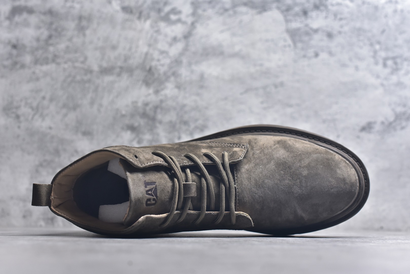 图片[4]-#25年秋冬款CAT硬汉推土机品牌·卡特Tramp Hike Low款户外中邦休闲系带男鞋广东中山代工厂原产楦型 台产耐磨麂皮材质 手工马克线固特异缝制工艺 轻量柔韧橡胶防滑大底 正确原盒包装吊牌 完全还原正品工艺徒步旅行者百搭休闲旅游休闲鞋 尺码：39-44-选品中心