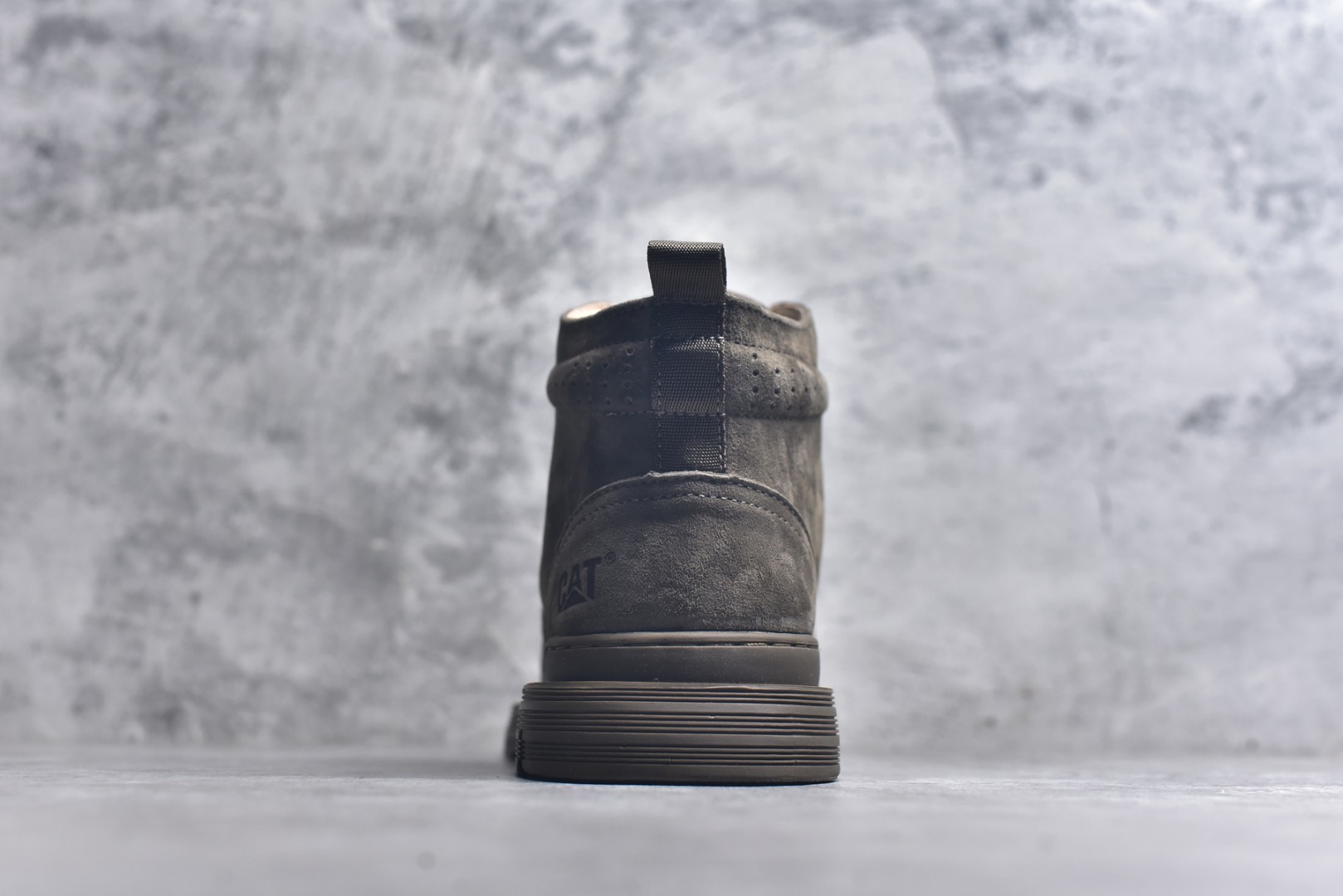 图片[5]-#25年秋冬款CAT硬汉推土机品牌·卡特Tramp Hike Low款户外中邦休闲系带男鞋广东中山代工厂原产楦型 台产耐磨麂皮材质 手工马克线固特异缝制工艺 轻量柔韧橡胶防滑大底 正确原盒包装吊牌 完全还原正品工艺徒步旅行者百搭休闲旅游休闲鞋 尺码：39-44-选品中心