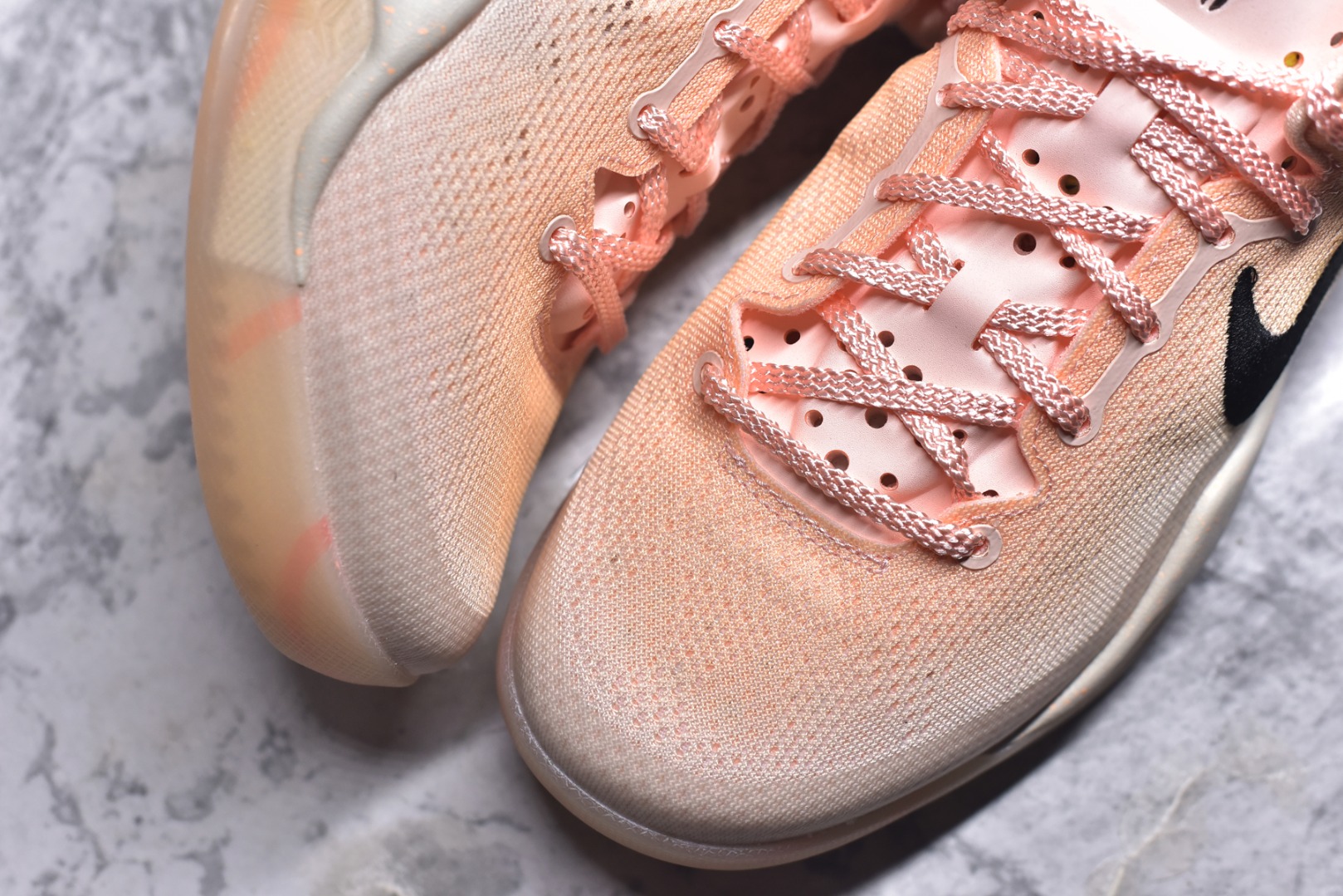 图片[8]-#灭世海外版 NK Zoom Kobe Ⅷ System 科比8代复刻实战运动低帮文化篮球鞋 水蜜桃HQ3138-800 纯原海外版气垫品质吊打各路纯原 气压➕耐久双重保障 前掌ZOOM TURBO➕后掌马蹄Zoom 后掌澎湃脚感无出其右 全套冲刀改版 鞋型还原度95% 宽脚选手必入货品 鞋头2.5mm上翘空间 不挤脚 完美释放脚趾活动空间 正码正拍 脚型适配性 市场最强没有之一 鞋面工艺全新升级 100%对标正品 原厂聚氨酯蛇鳞 珠光密度同步正品 Swoosh喷漆工艺 还原度接近100% 全新后跟TPU模具 正确S型弧度 区分市场纯原（市场纯原采用公版模具 后跟TPU几乎无弧度）国产天花板橡胶配方 抓地力爆炸 海外口碑炸裂 鞋舌LOGO正确内嵌压印 原厂碳板 正确原盒 厚积薄发 王者归来 拒绝杀猪 拒绝套路 灭世纯原海外版科比系列 致力打造实战第一标杆 尺码：39-47.5 全新模具 正码正拍-选品中心