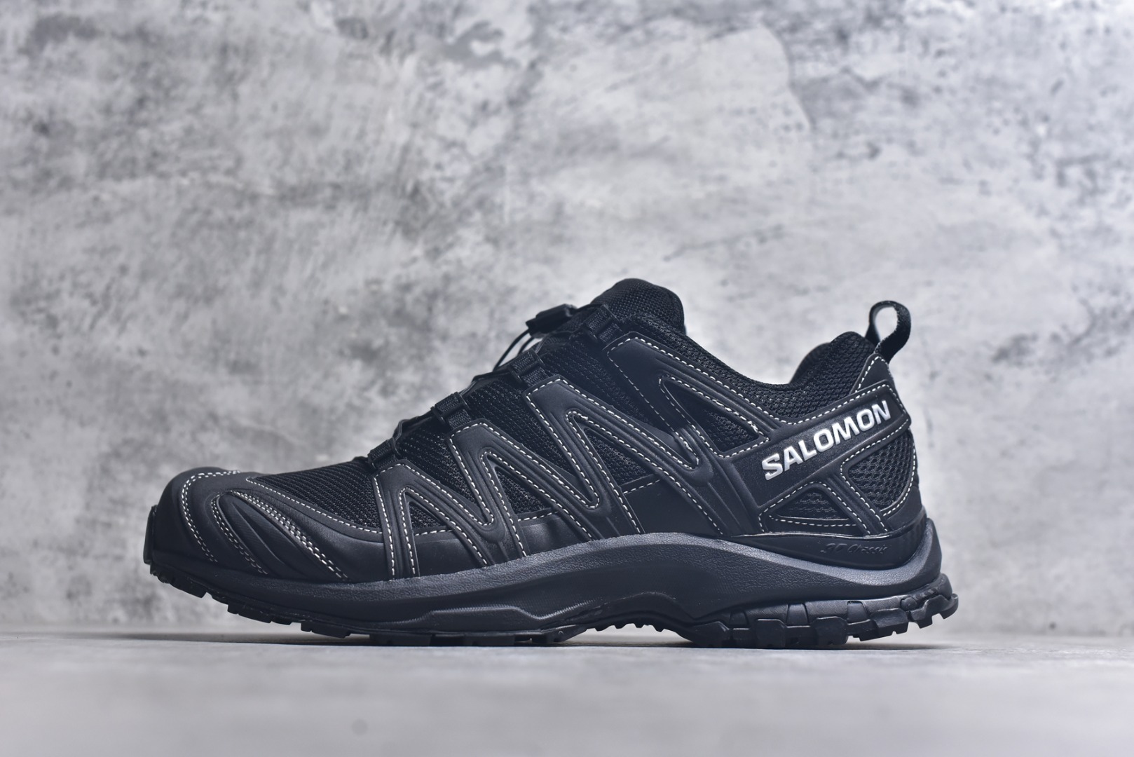#法国户外品牌-萨洛蒙 Salomon XA PRO 3D SUEDE 探索者系列 纯原版本 潮流越野机能户外休闲运动跑步鞋 采用透气网布与防护皮革组合鞋面材质 牛角扣系带开合 欧索莱环保去臭环型组合鞋垫 外置4D先进科技以及Contagrip大底 货号： 491274 263633 尺码：35 36 36.5 37 38 38.5 39 40 40.5 41.5 42 42.5 43 44 45 46.5-选品中心