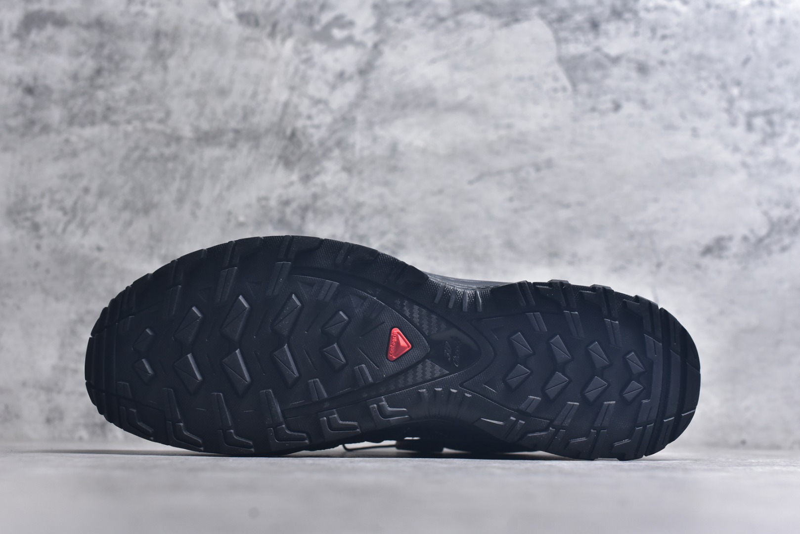 图片[6]-#法国户外品牌-萨洛蒙 Salomon XA PRO 3D SUEDE 探索者系列 纯原版本 潮流越野机能户外休闲运动跑步鞋 采用透气网布与防护皮革组合鞋面材质 牛角扣系带开合 欧索莱环保去臭环型组合鞋垫 外置4D先进科技以及Contagrip大底 货号： 491274 263633 尺码：35 36 36.5 37 38 38.5 39 40 40.5 41.5 42 42.5 43 44 45 46.5-选品中心