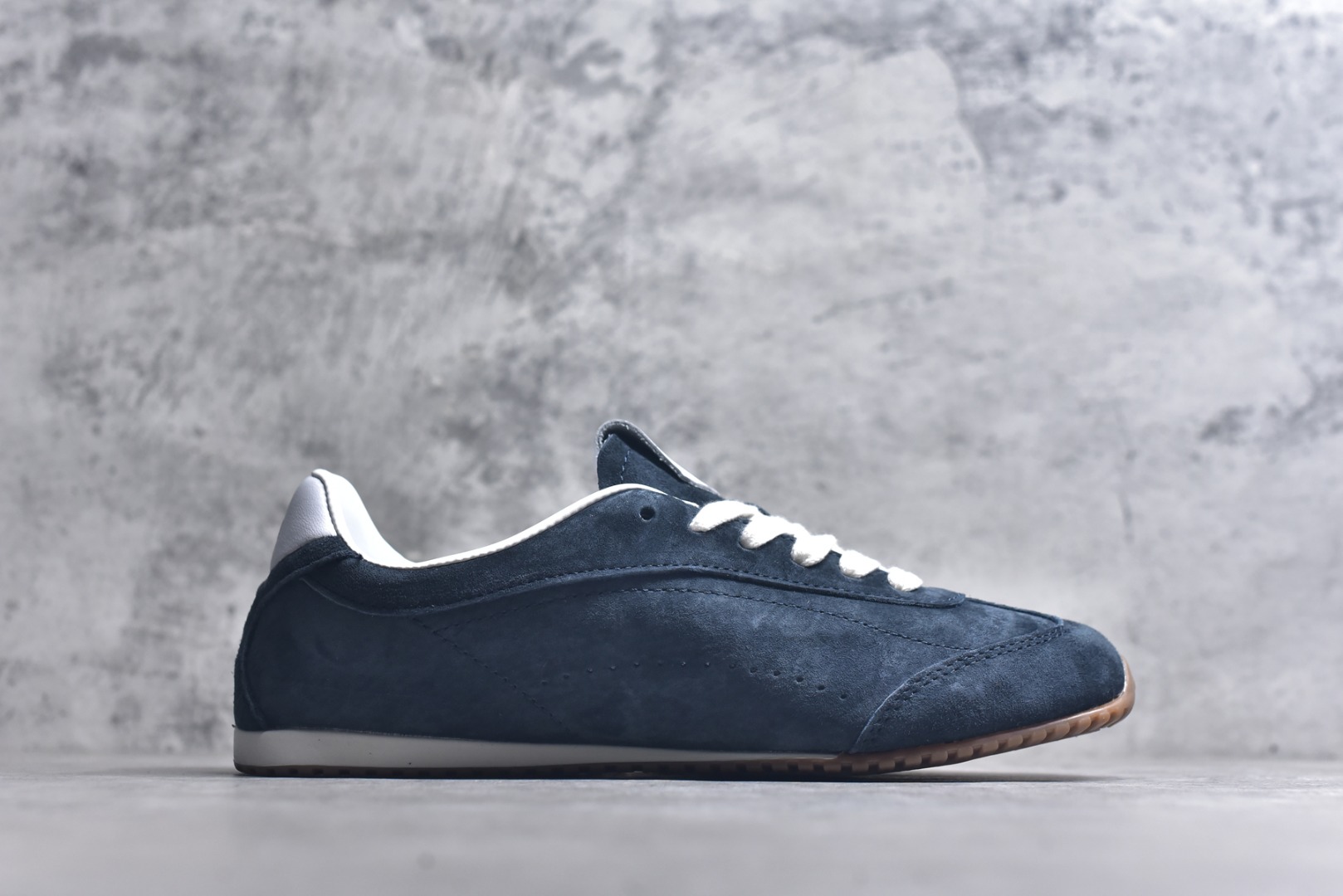 图片[3]-#Alo Yoga Sunset Sneaker 徳训生活休闲鞋 深蓝 尺码：36 36.5 37 37.5 38 38.5 39 40 41 41.5 42 42.5 43 44 45 9.D4-选品中心