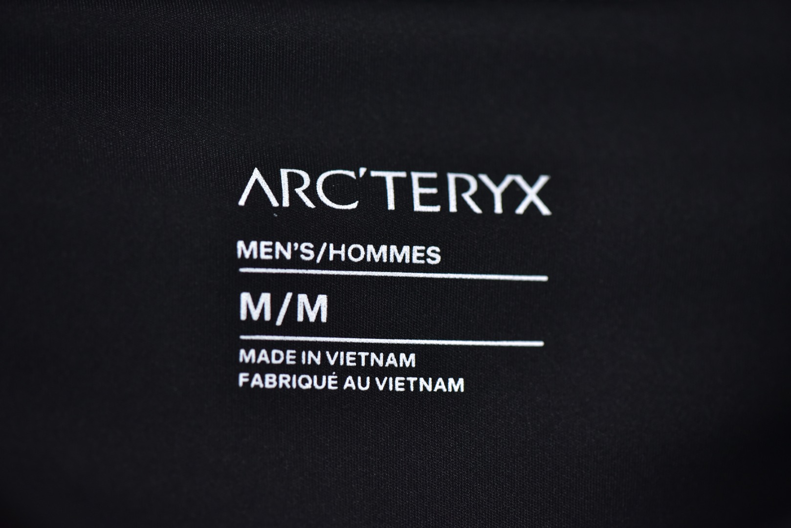 图片[4]-#ARCTERYX 始祖鸟COVERT-CARDIGAN抓绒立领夹克系列 ❗ 现货供应 全年售后❗ 温馨提示❗（只做高端产品） DF巅峰 踏上巅峰❗ 颜色：黑色.灰色 尺码：S. M .L .XL. XXL.-选品中心