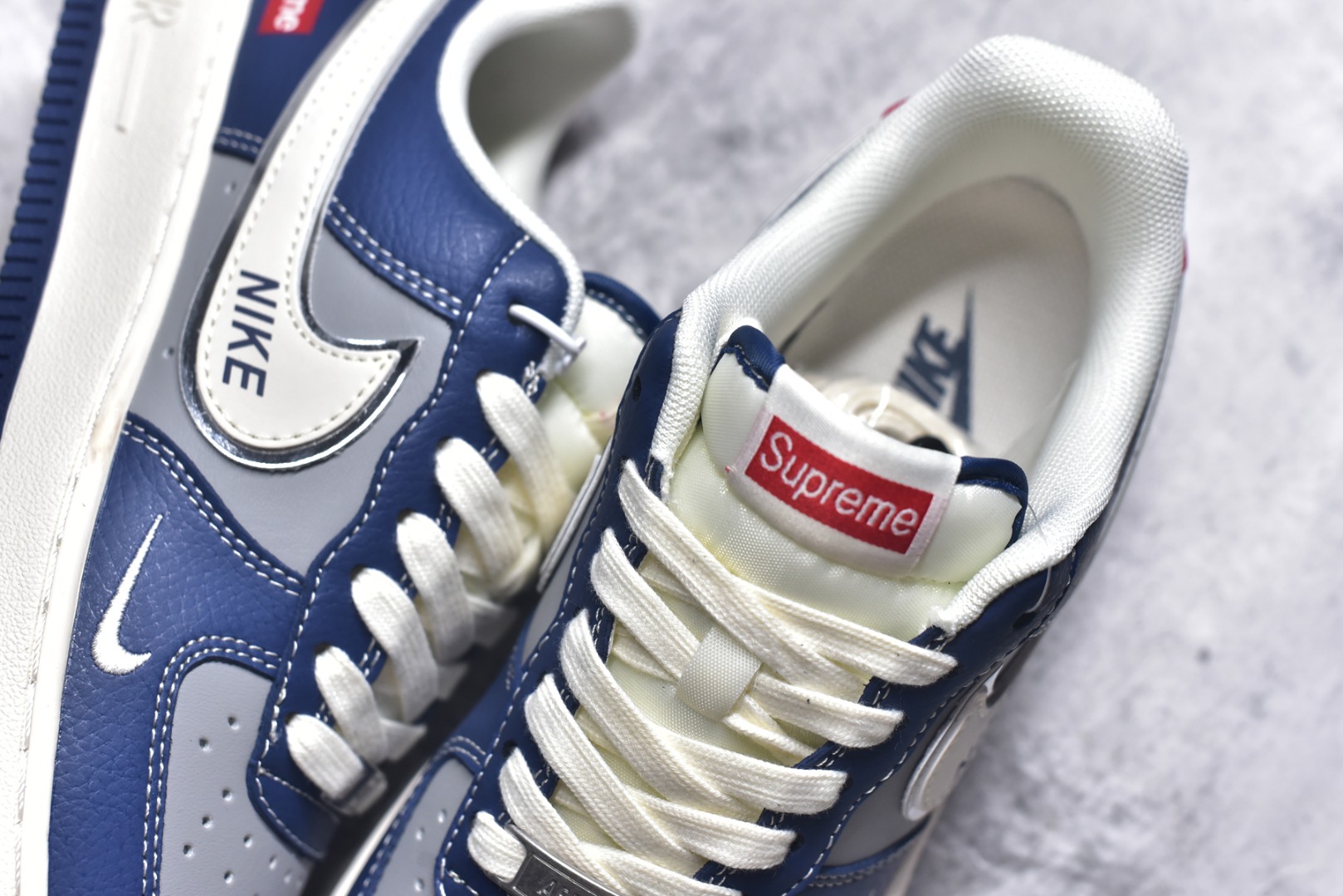 图片[9]-#Nike Air Force 1\’07 Low Superme联名 白蓝灰红 空军一号低帮休闲板鞋 XD2588-602 #原楦头原纸板 原装鞋盒 定制五金配件 内置全掌气垫 原厂鞋底 尺码：36 36.5 37.5 38 38.5 39 40 40.5 41 42 42.5 43 44 44.5 45 9.D4-选品中心