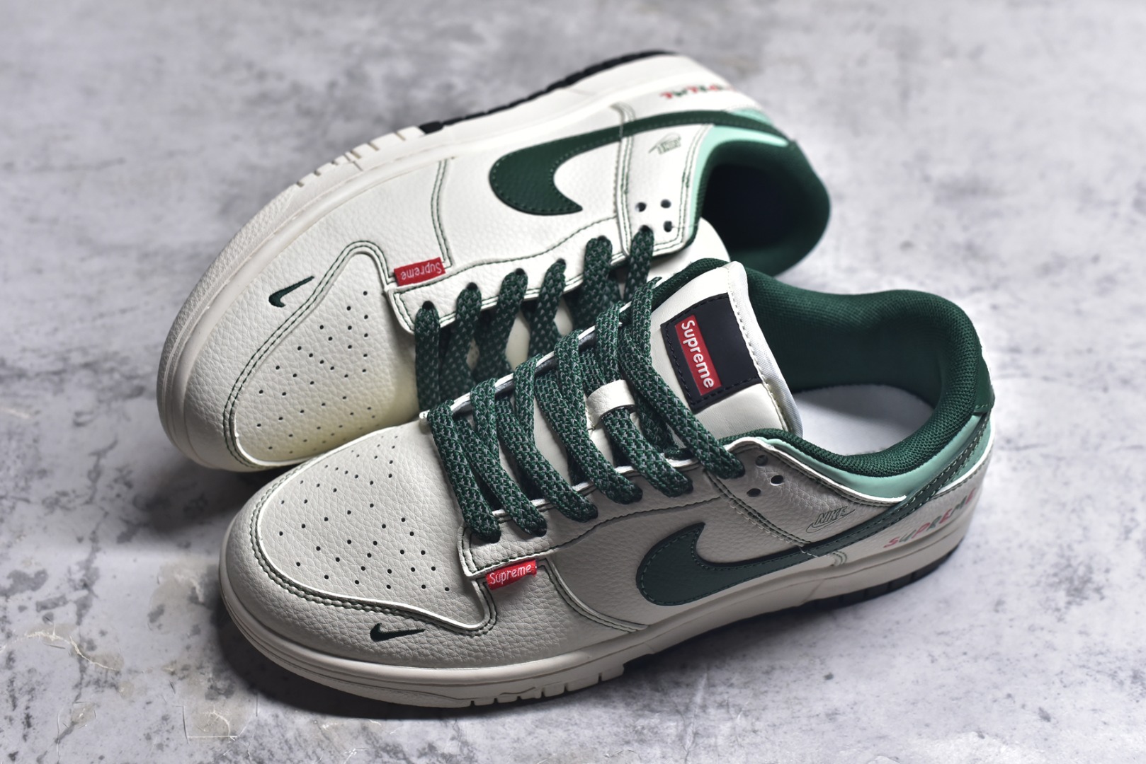 图片[7]-#Nike SB Dunk Low Sup系列 米白绿勾 空军一号低帮休闲板鞋 FC1688-222 #定制鞋盒 大厂纯原品质出货 超高清洁度 皮料切割干净无任何毛边 细节完美 尺码：36 36.5 37.5 38 36.5 39 40 40.5 41 42 42.5 43 44 44.5 45 9.E5-选品中心