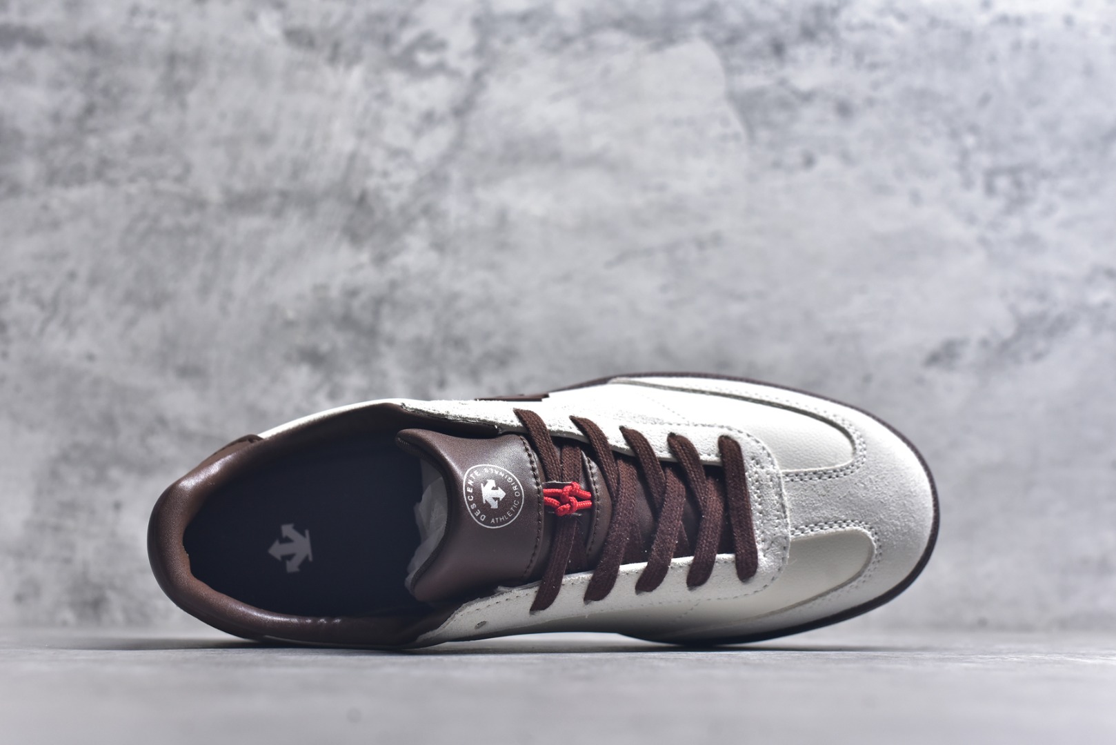 图片[4]-#迪桑特DESCENTE CHRON COURT SB 复古轻质 耐磨低帮 生活休闲鞋 尺码： 36-45-选品中心