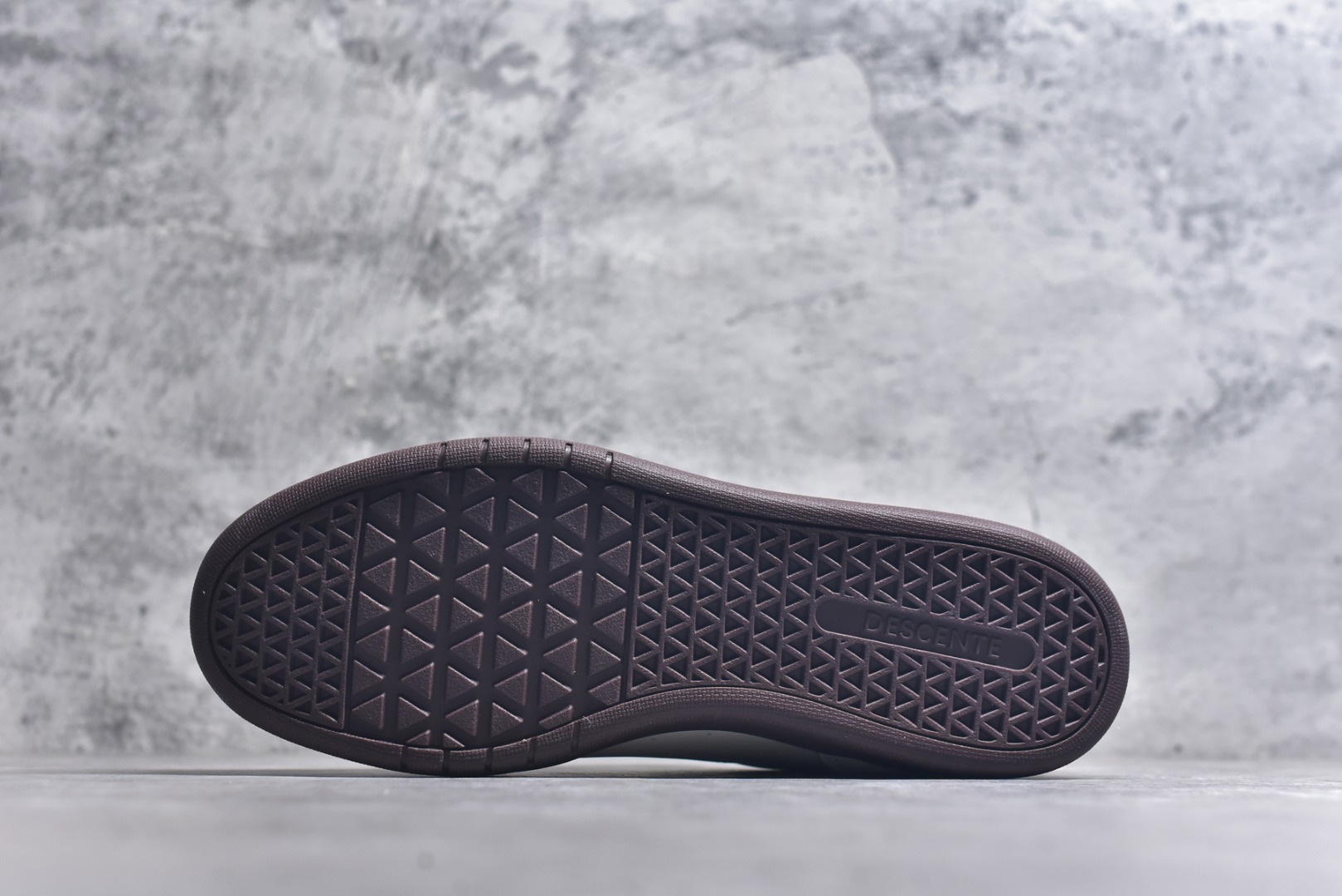 图片[6]-#迪桑特DESCENTE CHRON COURT SB 复古轻质 耐磨低帮 生活休闲鞋 尺码： 36-45-选品中心