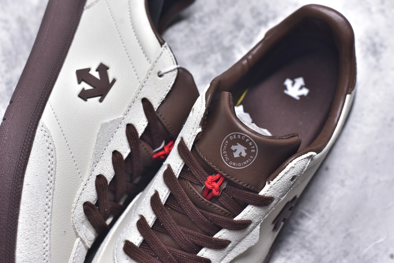 图片[9]-#迪桑特DESCENTE CHRON COURT SB 复古轻质 耐磨低帮 生活休闲鞋 尺码： 36-45-选品中心