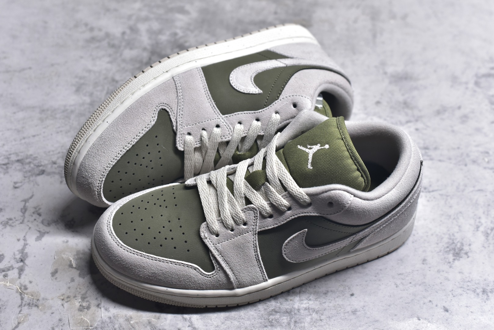 图片[7]-#Air Jordan 1 Low DD11原装配色 耐克Nike Air Jordan1 Low AJ低帮乔丹一代低帮经典复古文化休闲运动篮球鞋原鞋开模 拒绝公底 购置原厂同步原材料 都有细节还原98%原汁原味忠于原版 货号：HV4089 201 尺码：36 36.5 37.5 38 38.5 39 40 40.5 41 42 42.5 43 44 45 46-选品中心