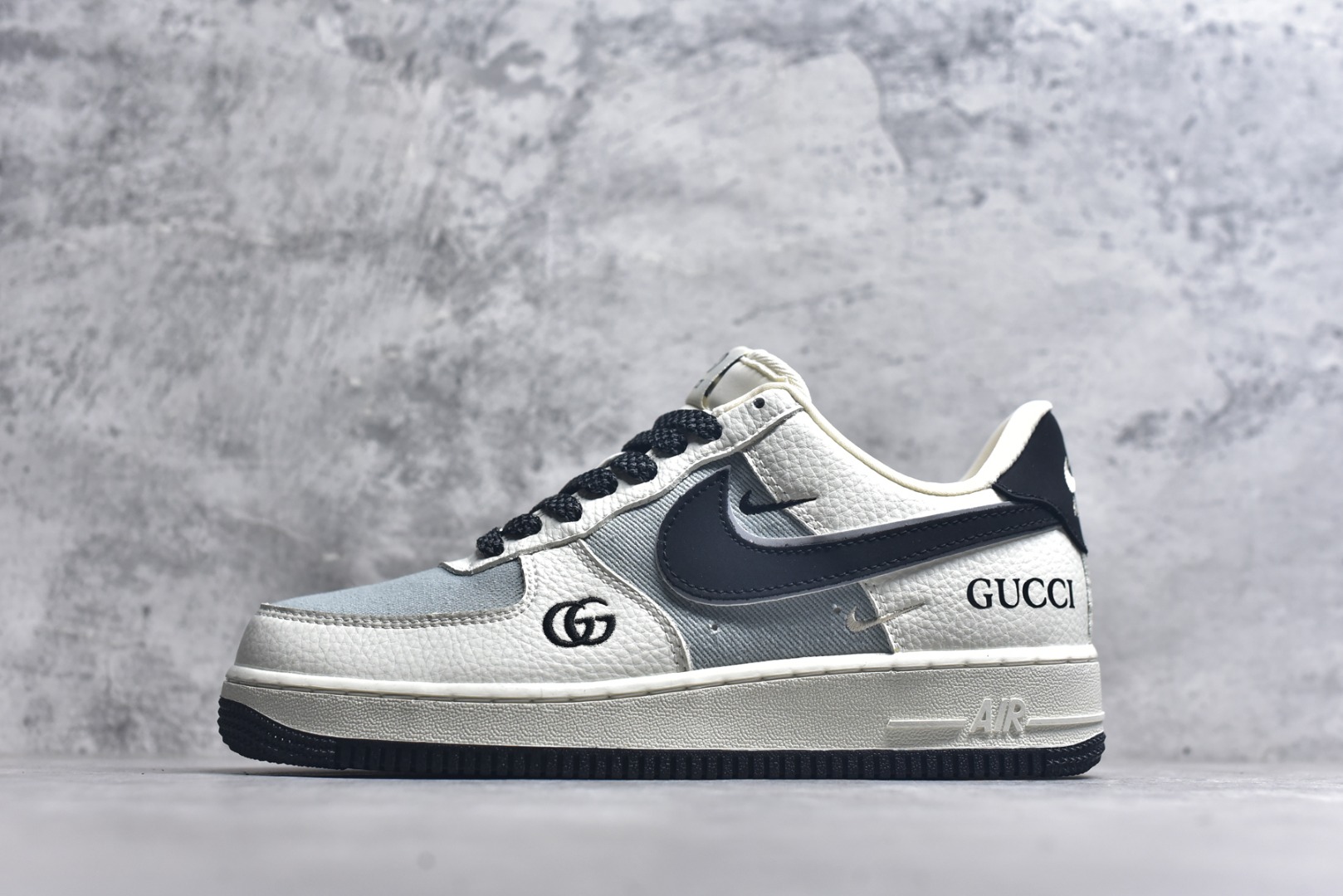 #Nike Air Force 1\'07 Low 古驰联名 白灰黑 空军一号低帮休闲板鞋 YF9511-808 #原楦头原纸板 原装鞋盒 定制五金配件 内置全掌气垫 原厂鞋底 尺码：36 36.5 37.5 38 38.5 39 40 40.5 41 42 42.5 43 44 44.5 45 9.D4-选品中心