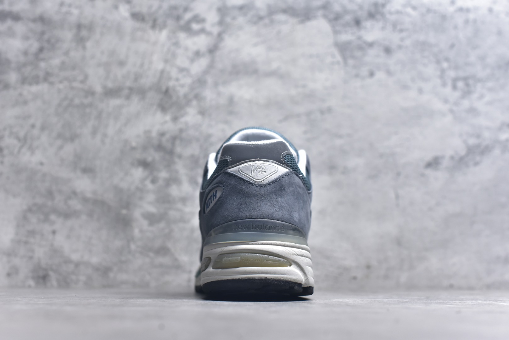 图片[5]-#Kith x New Balance Made In USA M991系列 美产经典百搭老爹休闲运动跑步鞋 U991KH2 #鞋面采用猪巴革及大网眼布鞋面材质以及3层组合大底 ABZORB专利吸震鞋垫 尺码：36 37 37.5 38 38.5 39.5 40 40.5 41.5 42 42.5 43 44 44.5 45 9.E5-选品中心