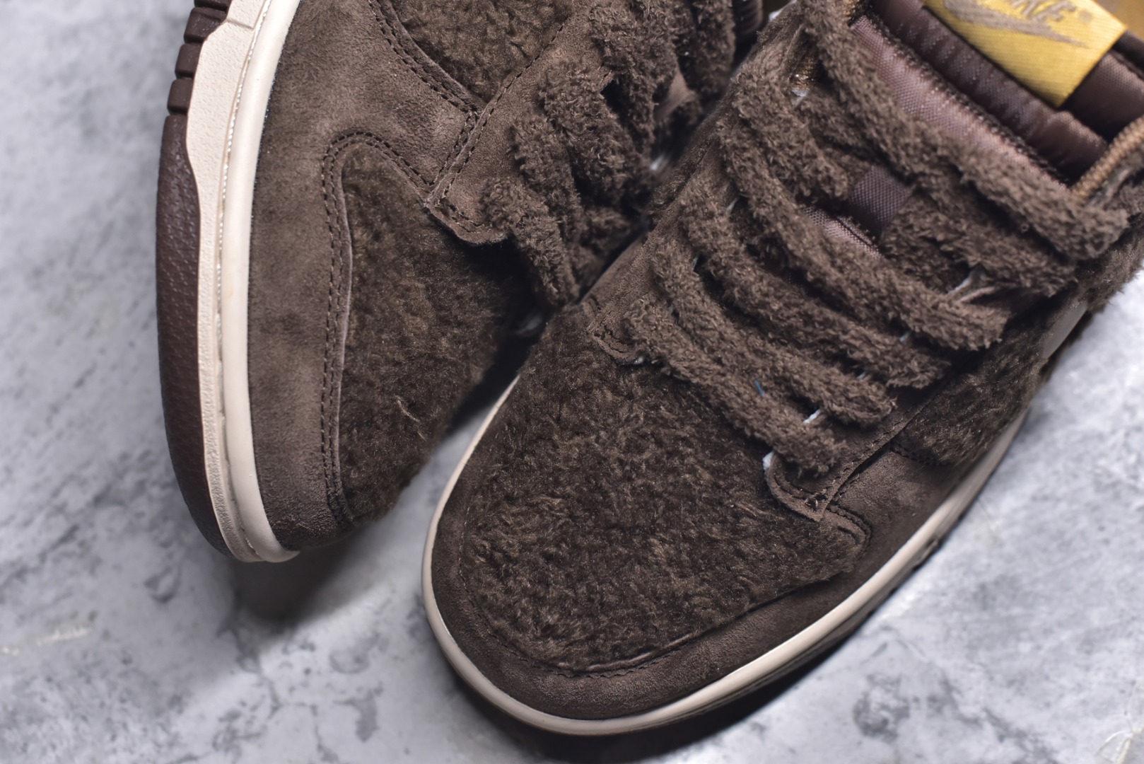 图片[8]-#Nike SB Dunk Low x Labubu 拉布布联名 纯原大厂出品 极力推荐 原装头层材料 独家版型蒸餾加工帶來的是更好的视觉和脚感体验大厂纯原品质出货 清洁度 电绣工艺 皮料切割干净无任何毛边 细节完美 栗子可可 GB6675-001 男女鞋 36 36.5 37.5 38 38.5 39 40 40.5 41 42 42.5 43 44 44.5 45-选品中心