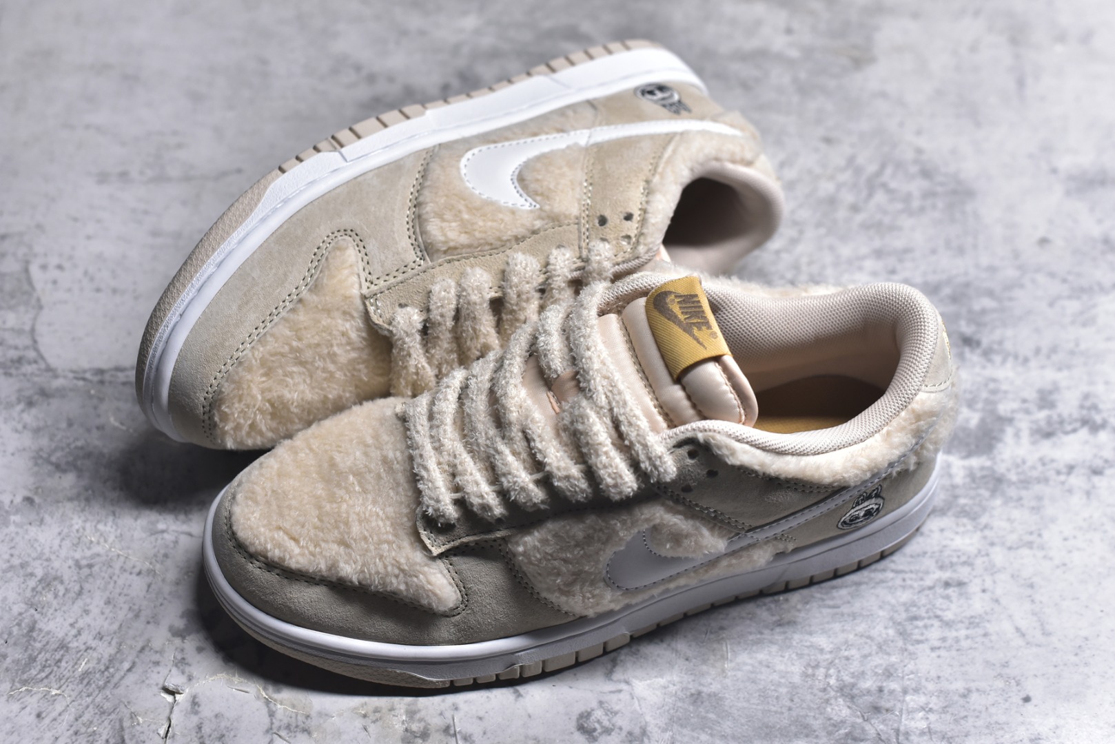 图片[7]-#Nike SB Dunk Low x Labubu 拉布布联名 纯原大厂出品 极力推荐 原装头层材料 独家版型蒸餾加工帶來的是更好的视觉和脚感体验大厂纯原品质出货 清洁度 电绣工艺 皮料切割干净无任何毛边 细节完美 多乳豆豆 GB6675-002 男女鞋 36 36.5 37.5 38 38.5 39 40 40.5 41 42 42.5 43 44 44.5 45-选品中心