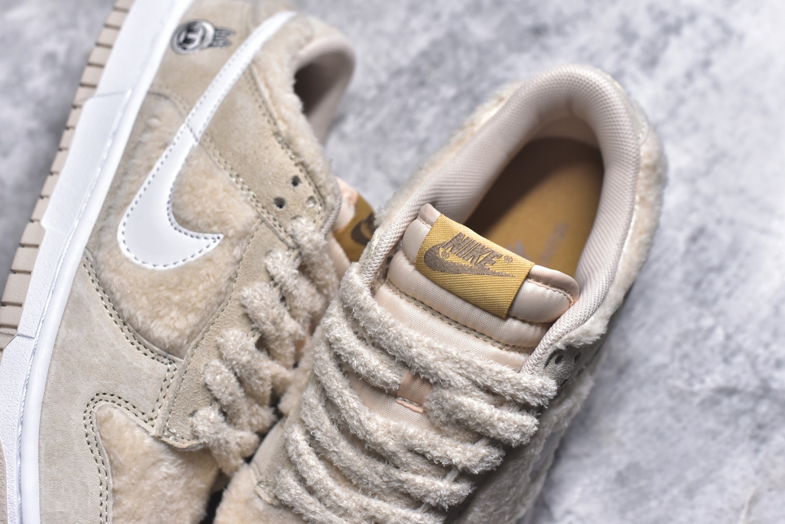 图片[9]-#Nike SB Dunk Low x Labubu 拉布布联名 纯原大厂出品 极力推荐 原装头层材料 独家版型蒸餾加工帶來的是更好的视觉和脚感体验大厂纯原品质出货 清洁度 电绣工艺 皮料切割干净无任何毛边 细节完美 多乳豆豆 GB6675-002 男女鞋 36 36.5 37.5 38 38.5 39 40 40.5 41 42 42.5 43 44 44.5 45-选品中心