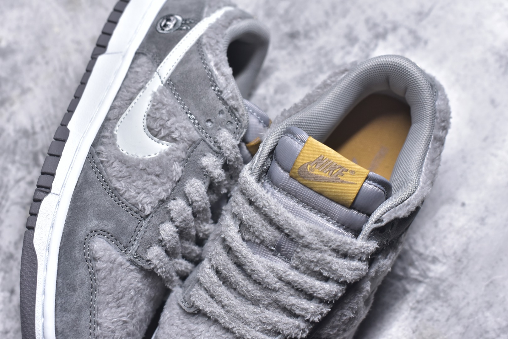 图片[9]-#Nike SB Dunk Low x Labubu 拉布布联名 纯原大厂出品 极力推荐 原装头层材料 独家版型蒸餾加工帶來的是更好的视觉和脚感体验大厂纯原品质出货 清洁度 电绣工艺 皮料切割干净无任何毛边 细节完美 芝麻豆豆 GB6675-007 男女鞋 36 36.5 37.5 38 38.5 39 40 40.5 41 42 42.5 43 44 44.5 45-选品中心