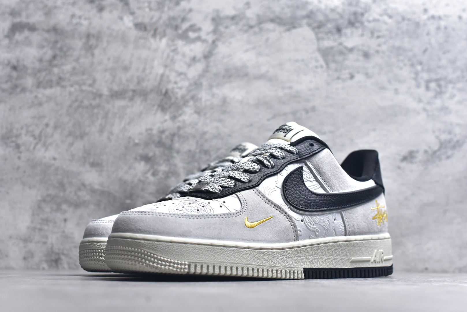 图片[2]-#Nike Air Force 1\’07 Low 联名 白黑灰空军 空军一号低帮休闲板鞋 YF9511-805 #原楦头原纸板 高端定制鞋盒 原厂鞋底 超高清洁度 细节完美 尺码：36 36.5 37.5 38 38.5 39 40 40.5 41 42 42.5 43 44 44.5 45 9.D4-选品中心