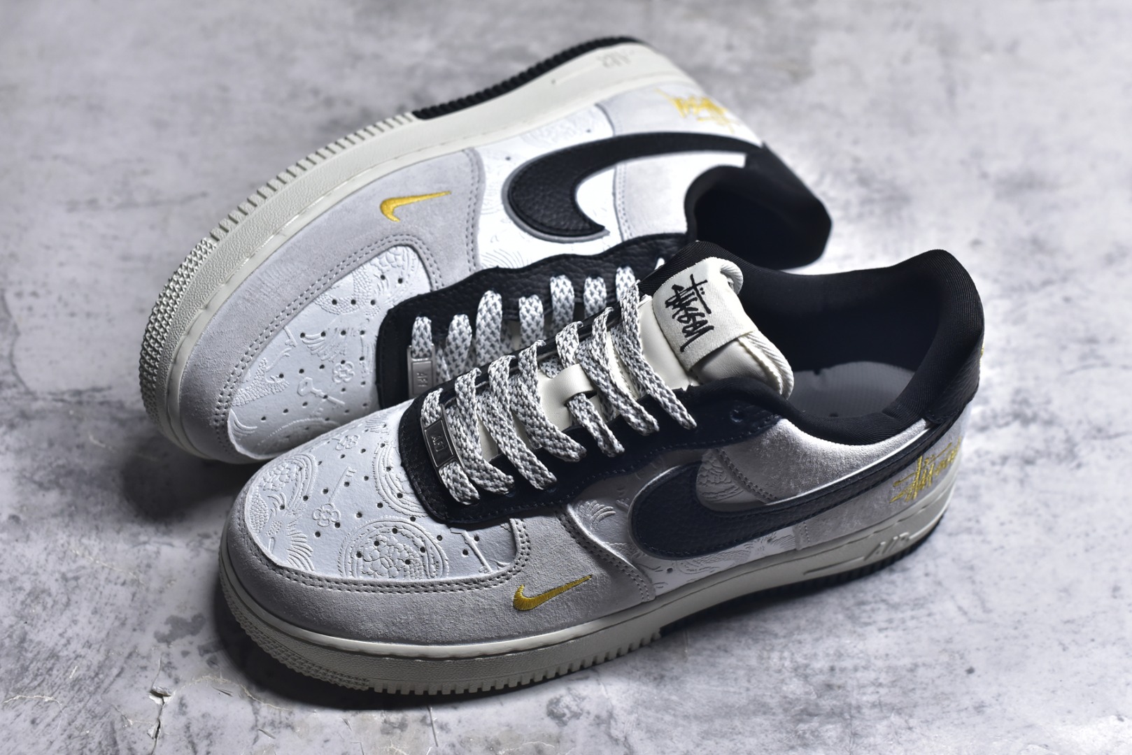 图片[7]-#Nike Air Force 1\’07 Low 联名 白黑灰空军 空军一号低帮休闲板鞋 YF9511-805 #原楦头原纸板 高端定制鞋盒 原厂鞋底 超高清洁度 细节完美 尺码：36 36.5 37.5 38 38.5 39 40 40.5 41 42 42.5 43 44 44.5 45 9.D4-选品中心