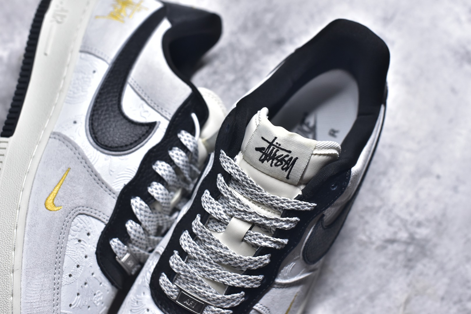 图片[9]-#Nike Air Force 1\’07 Low 联名 白黑灰空军 空军一号低帮休闲板鞋 YF9511-805 #原楦头原纸板 高端定制鞋盒 原厂鞋底 超高清洁度 细节完美 尺码：36 36.5 37.5 38 38.5 39 40 40.5 41 42 42.5 43 44 44.5 45 9.D4-选品中心