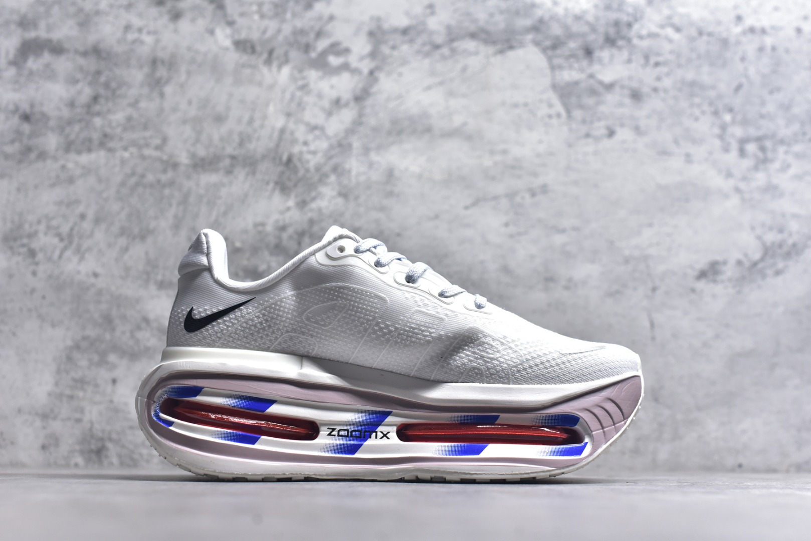 图片[3]-#Nike ZOOM PREMIUM 耐克 飞马 舒适减震防滑 低帮跑步鞋全掌ReactX泡绵中底 前掌和后跟还配备了Air Zoom气垫单元 据说跑起来更快更舒适哦 这次最大的升级点 首次引入了ReactX泡绵 货号：FN8453 031 尺码：36-45-选品中心