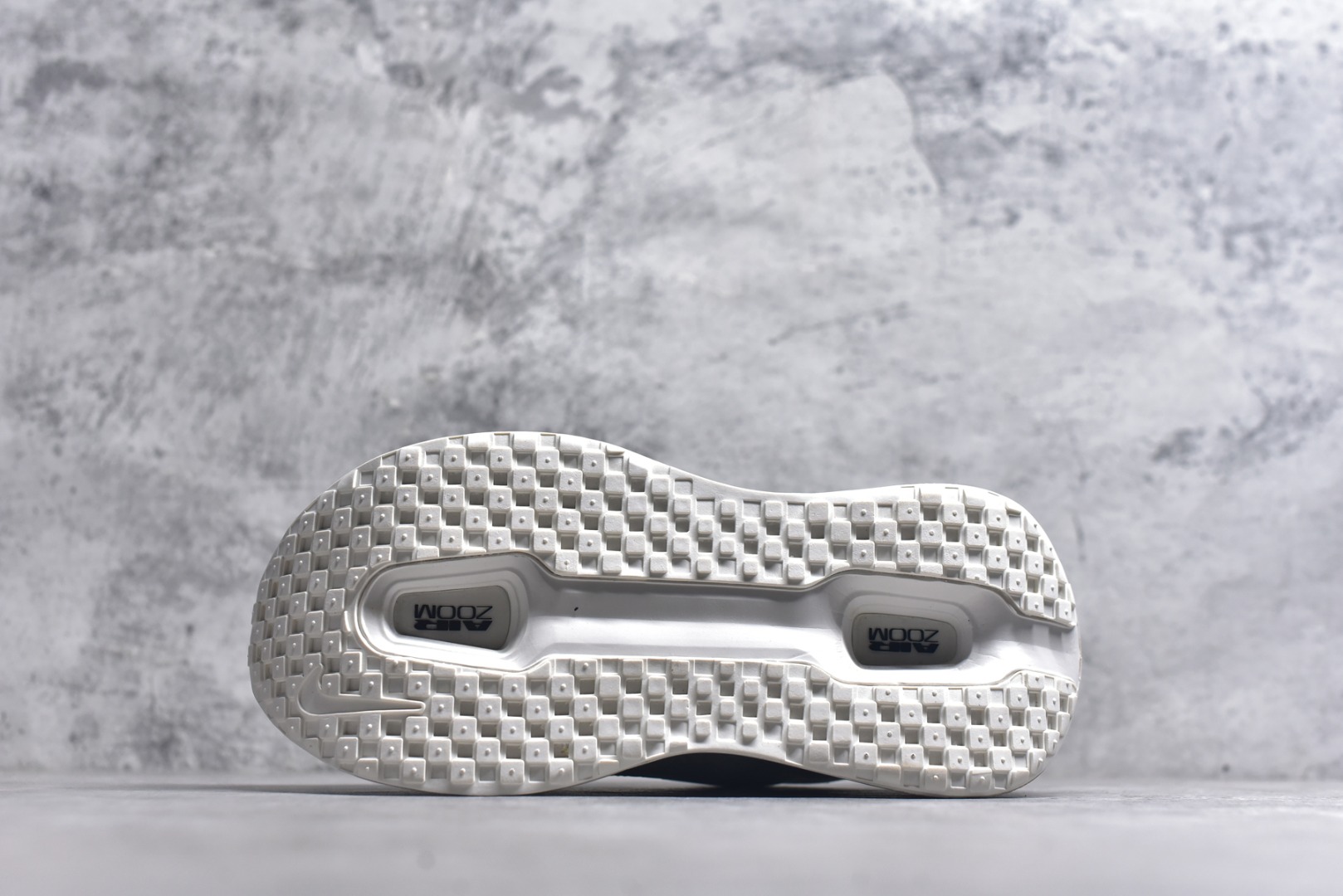 图片[6]-#Nike ZOOM PREMIUM 耐克 飞马 舒适减震防滑 低帮跑步鞋全掌ReactX泡绵中底 前掌和后跟还配备了Air Zoom气垫单元 据说跑起来更快更舒适哦 这次最大的升级点 首次引入了ReactX泡绵 货号：FN8453 031 尺码：36-45-选品中心