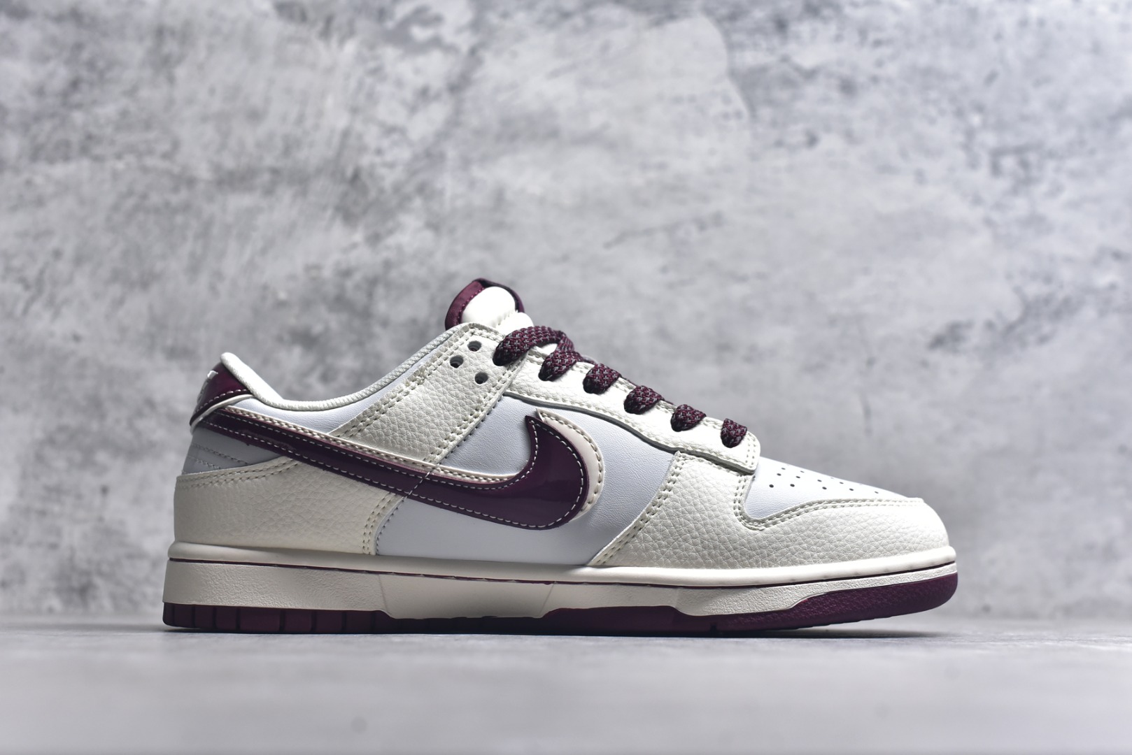 图片[3]-#Nike SB Dunk Low 问界M9红彩勾 周年高端定制 低帮休闲板鞋 FC1688-236 #定制鞋盒 大厂纯原品质出货 超高清洁度 皮料切割干净无任何毛边 细节完美 尺码：36 36.5 37.5 38 36.5 39 40 40.5 41 42 42.5 43 44 44.5 45 9.E5-选品中心