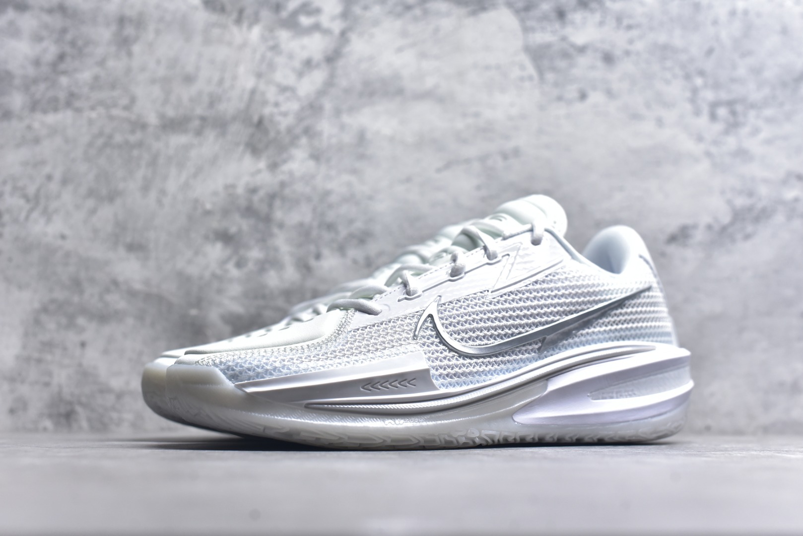 图片[2]-#NK ZOOM GT CUT 1 低帮实战篮球鞋 CZ0176-102 历时三月调试 完美版型独家呈现 独家革新四层加厚复合鞋面 鞋面强度及支撑性能秒杀市场尝鲜纯原 独家内置高韧性TPU抗扭片 尝鲜纯原无抗扭片 原厂ZOOM 配套工艺气垫 澎湃脚感上脚可鉴 区分市场假气垫 低气压气垫 大底正确拼接式SWOOSH图案 区分市场一体式贴膜 原厂REACT中底发泡模具 前掌纹路极其立体 防滑性能优异 实战出真知 历经多位圈内大神实战测试 尺码：39 40 40.5 41 42 42.5 43 44 44.5 45 46-选品中心