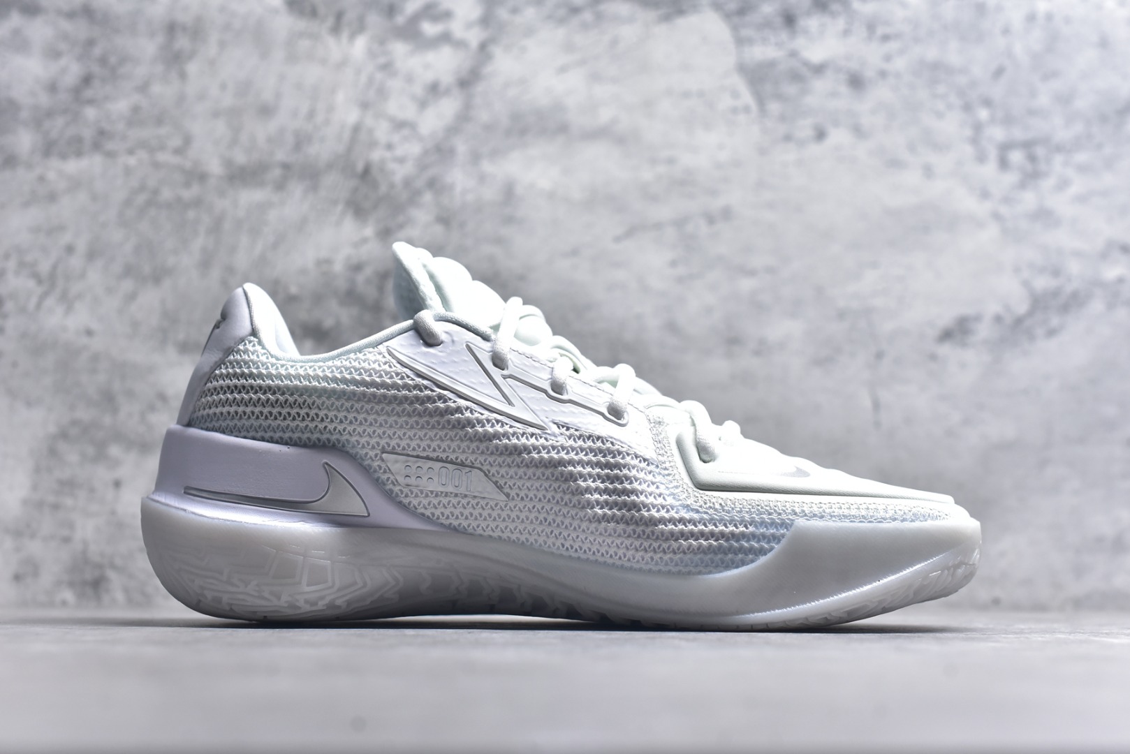 图片[3]-#NK ZOOM GT CUT 1 低帮实战篮球鞋 CZ0176-102 历时三月调试 完美版型独家呈现 独家革新四层加厚复合鞋面 鞋面强度及支撑性能秒杀市场尝鲜纯原 独家内置高韧性TPU抗扭片 尝鲜纯原无抗扭片 原厂ZOOM 配套工艺气垫 澎湃脚感上脚可鉴 区分市场假气垫 低气压气垫 大底正确拼接式SWOOSH图案 区分市场一体式贴膜 原厂REACT中底发泡模具 前掌纹路极其立体 防滑性能优异 实战出真知 历经多位圈内大神实战测试 尺码：39 40 40.5 41 42 42.5 43 44 44.5 45 46-选品中心