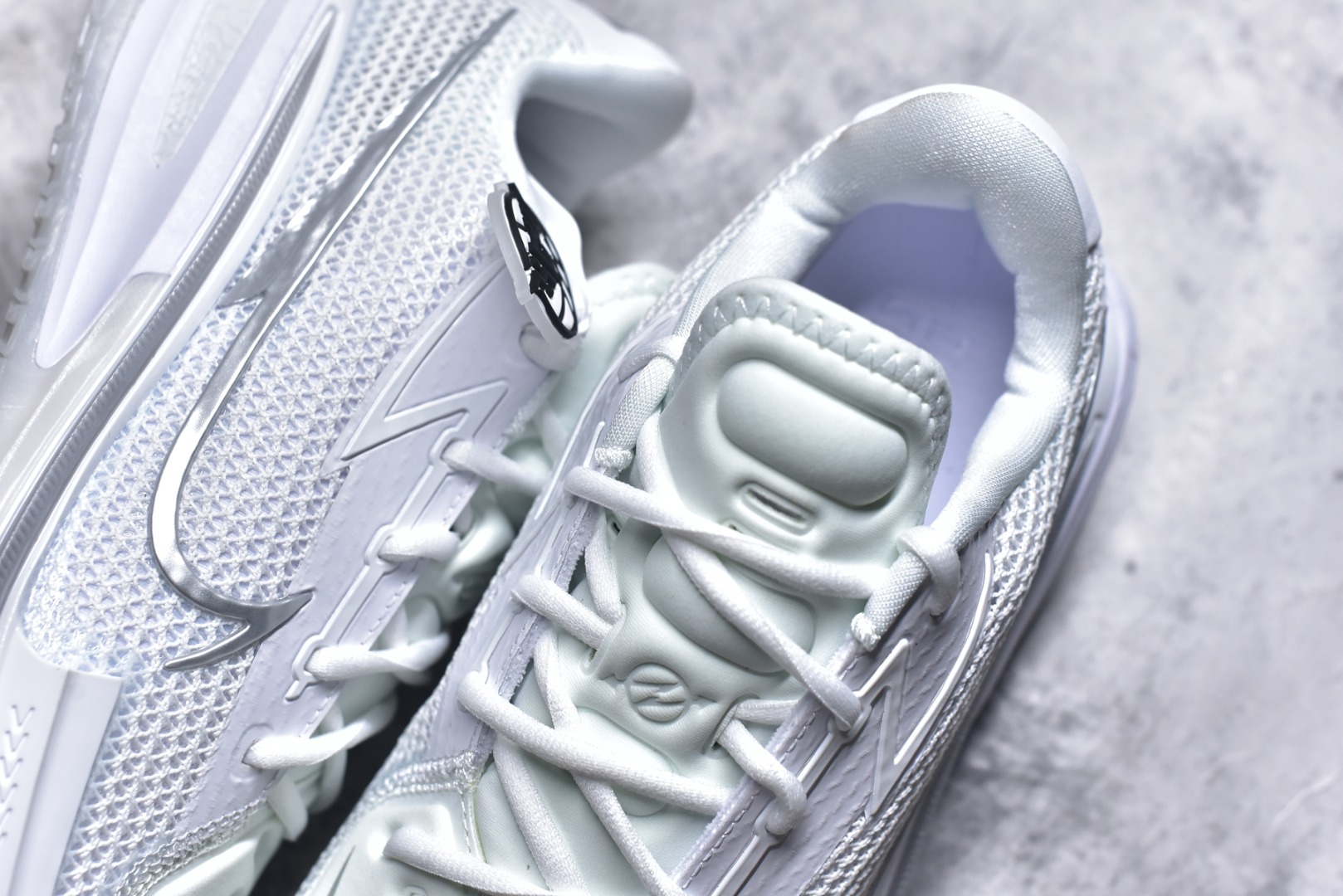 图片[9]-#NK ZOOM GT CUT 1 低帮实战篮球鞋 CZ0176-102 历时三月调试 完美版型独家呈现 独家革新四层加厚复合鞋面 鞋面强度及支撑性能秒杀市场尝鲜纯原 独家内置高韧性TPU抗扭片 尝鲜纯原无抗扭片 原厂ZOOM 配套工艺气垫 澎湃脚感上脚可鉴 区分市场假气垫 低气压气垫 大底正确拼接式SWOOSH图案 区分市场一体式贴膜 原厂REACT中底发泡模具 前掌纹路极其立体 防滑性能优异 实战出真知 历经多位圈内大神实战测试 尺码：39 40 40.5 41 42 42.5 43 44 44.5 45 46-选品中心