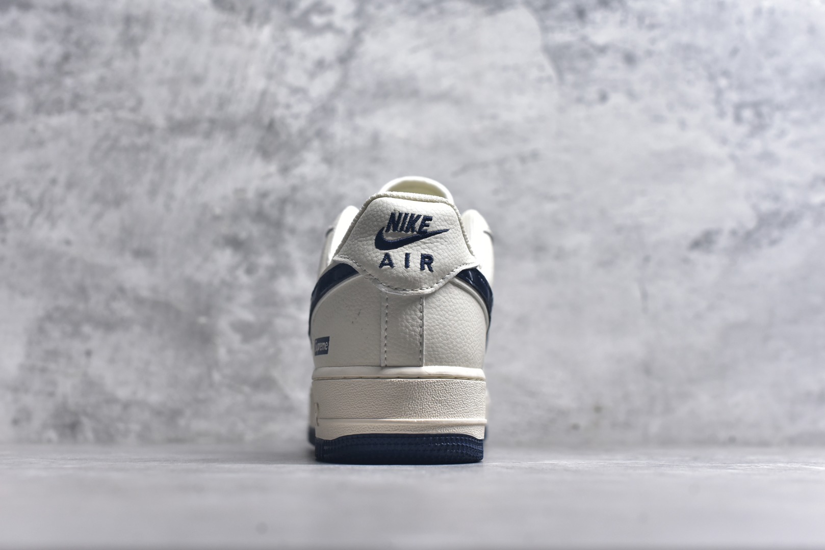 图片[5]-#Nike Air Force 1\’07 Low Supreme联名 波纹米蓝 空军一号低帮休闲板鞋 XY2025-001 #原楦头原纸板 原装鞋盒 定制五金配件 内置全掌气垫 原厂鞋底 尺码：36 36.5 37.5 38 38.5 39 40 40.5 41 42 42.5 43 44 44.5 45 9.D4-选品中心