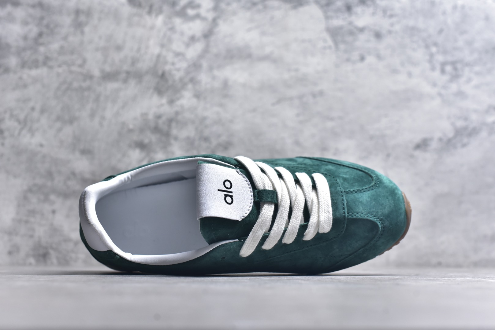 图片[4]-#Alo Yoga Sunset Sneaker 徳训生活休闲鞋 草绿色 尺码：36 36.5 37 37.5 38 38.5 39 40 41 41.5 42 42.5 43 44 45 9.D4-选品中心