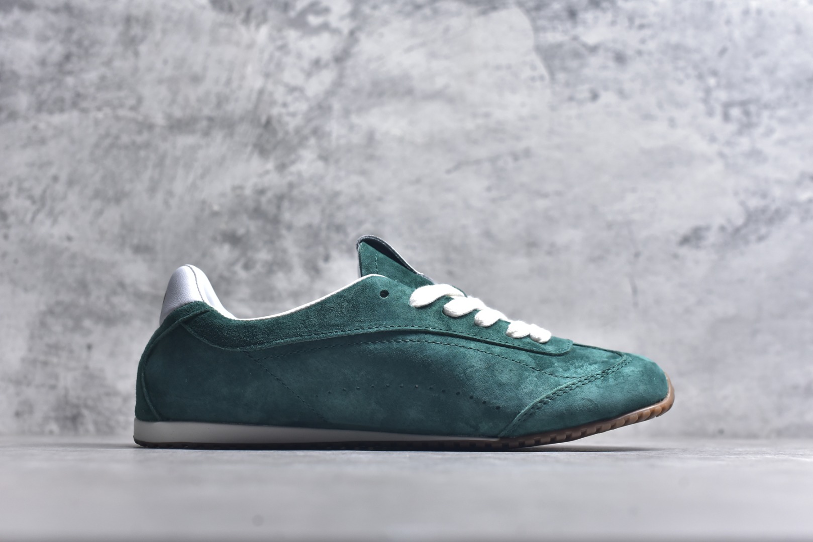 图片[3]-#Alo Yoga Sunset Sneaker 徳训生活休闲鞋 草绿色 尺码：36 36.5 37 37.5 38 38.5 39 40 41 41.5 42 42.5 43 44 45 9.D4-选品中心