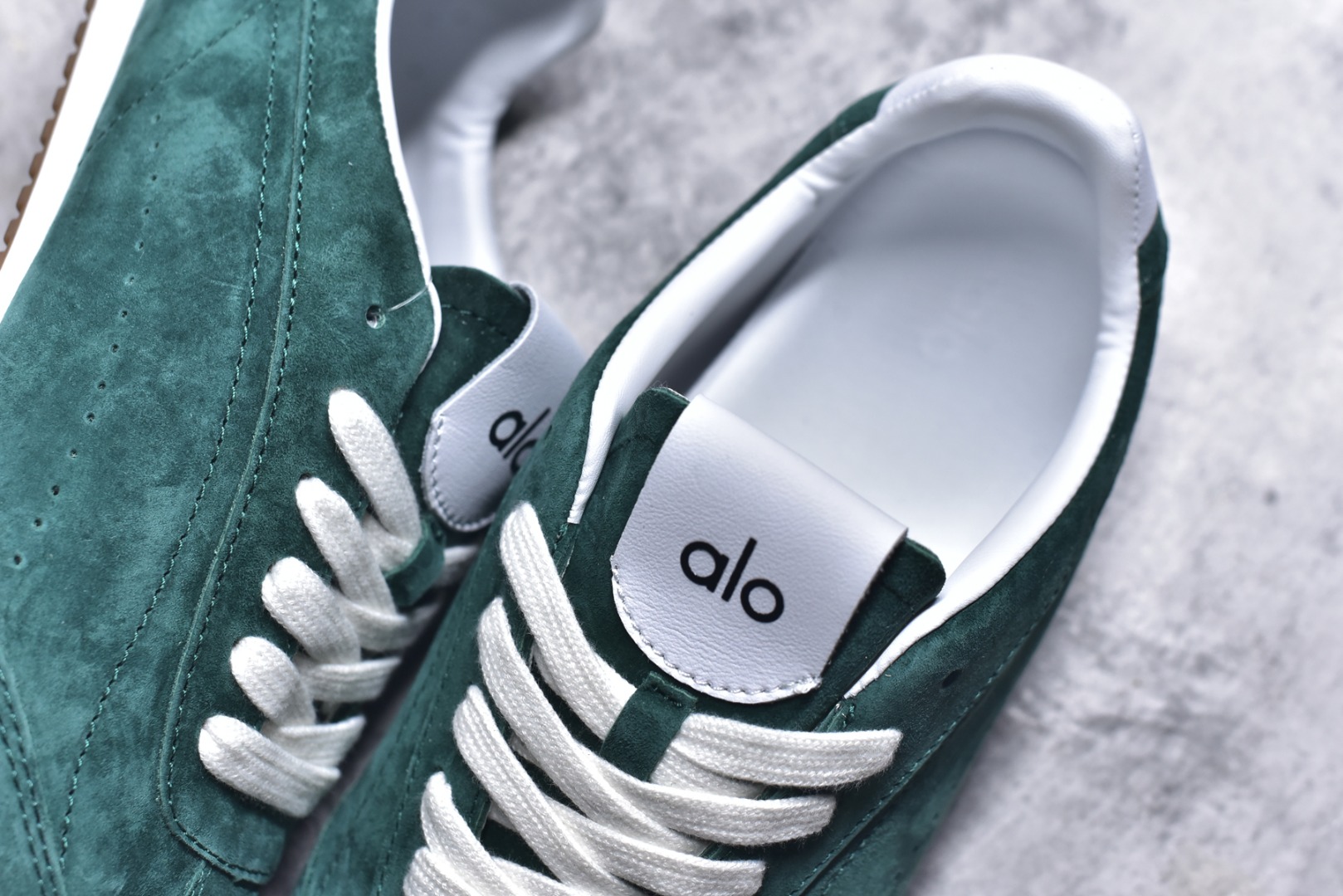 图片[9]-#Alo Yoga Sunset Sneaker 徳训生活休闲鞋 草绿色 尺码：36 36.5 37 37.5 38 38.5 39 40 41 41.5 42 42.5 43 44 45 9.D4-选品中心