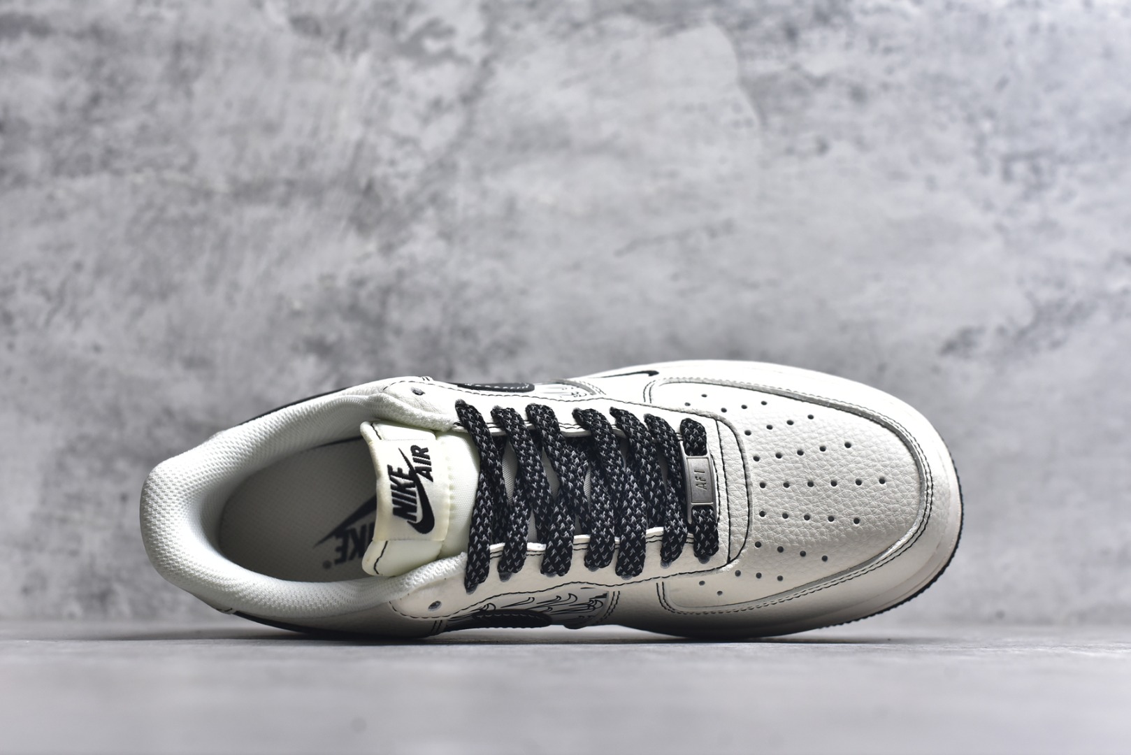 图片[4]-#Nike Air Force 1\’07 Low 耐克联名 米黑多重勾 空军一号定制低帮休闲板鞋 HH7518-068 #原楦头原纸板 原装鞋盒 定制五金配件 内置全掌气垫 原厂鞋底 尺码：36 36.5 37.5 38 38.5 39 40 40.5 41 42 42.5 43 44 44.5 45 9.D4-选品中心