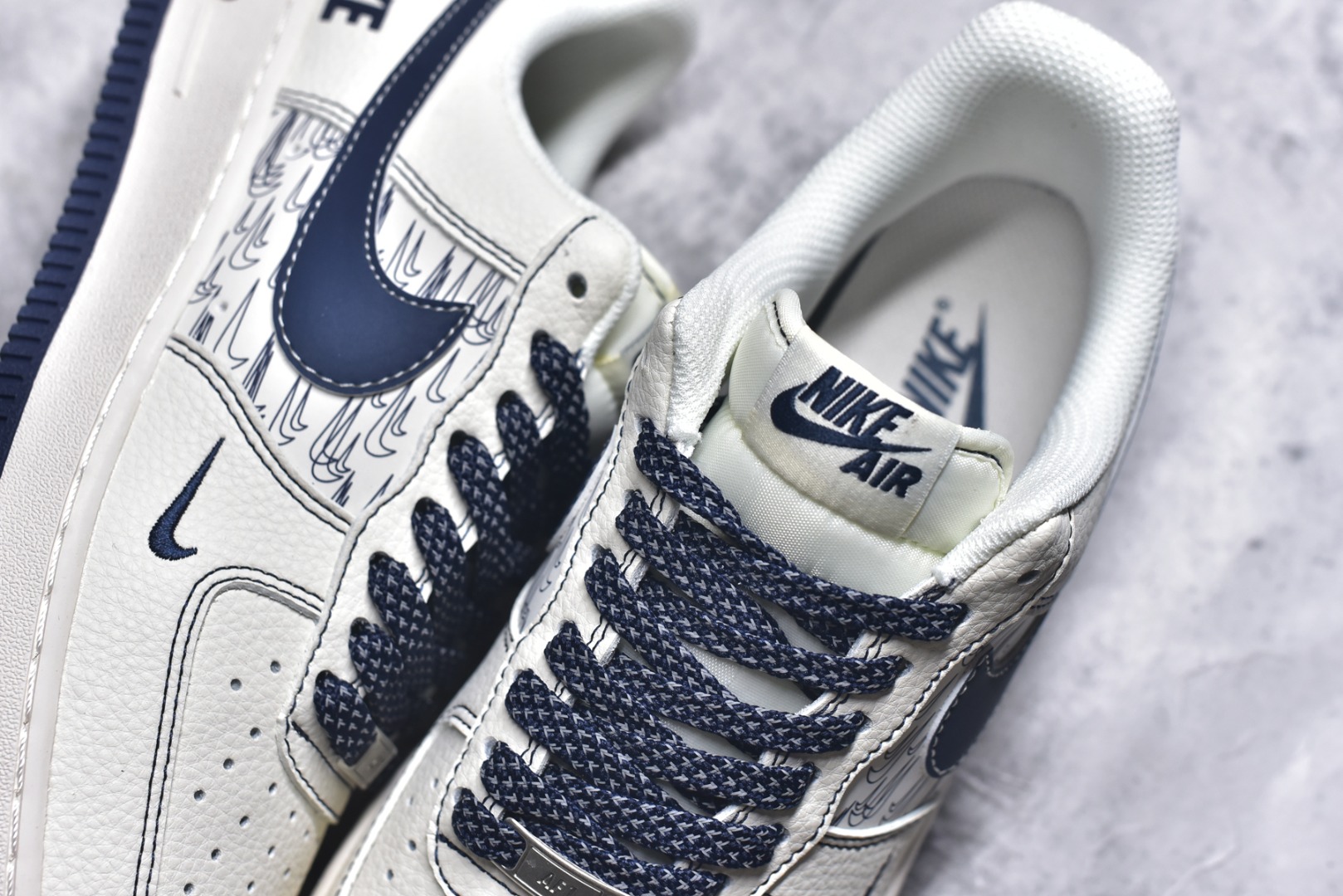 图片[9]-#Nike Air Force 1\’07 Low 耐克联名 深蓝多重勾 空军一号低帮休闲板鞋 HH7518-069 #原楦头原纸板 原装鞋盒 定制五金配件 内置全掌气垫 原厂鞋底 尺码：36 36.5 37.5 38 38.5 39 40 40.5 41 42 42.5 43 44 44.5 45 9.D4-选品中心