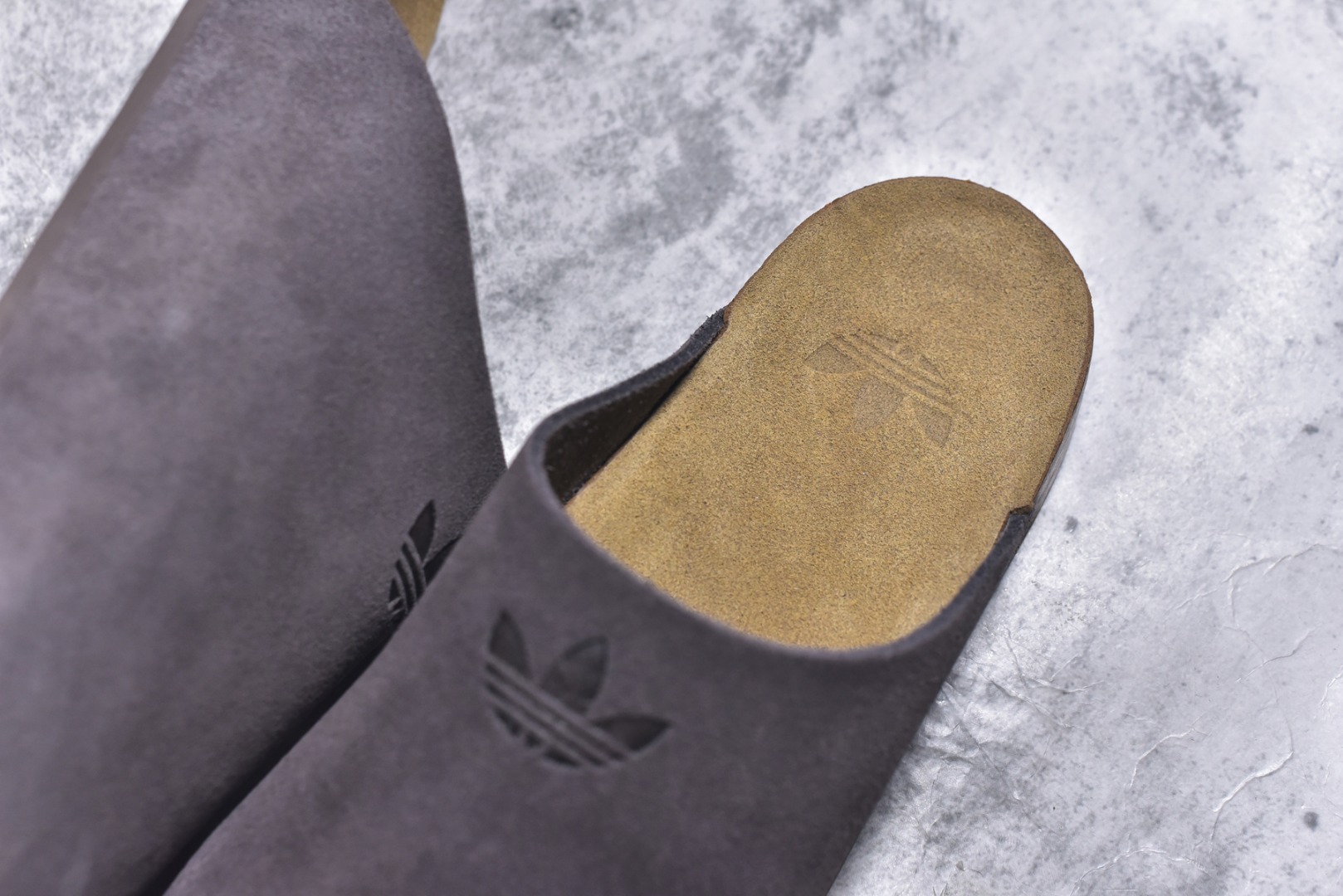 图片[9]-#adidas originals Adimule 阿迪勃肯 舒适百搭 防磨包头一脚蹬拖鞋 货号：JS0705 尺码：35.5-45半码-选品中心